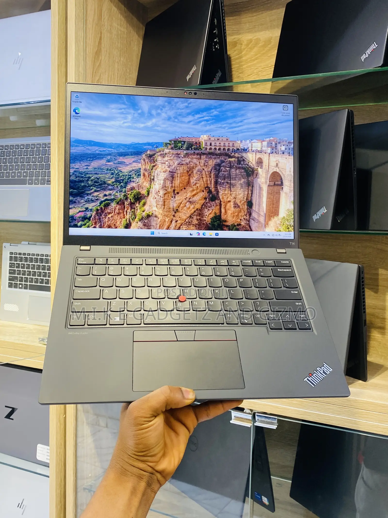 Laptop Lenovo ThinkPad T14s G4 32GB Intel Core i7 SSD 1T