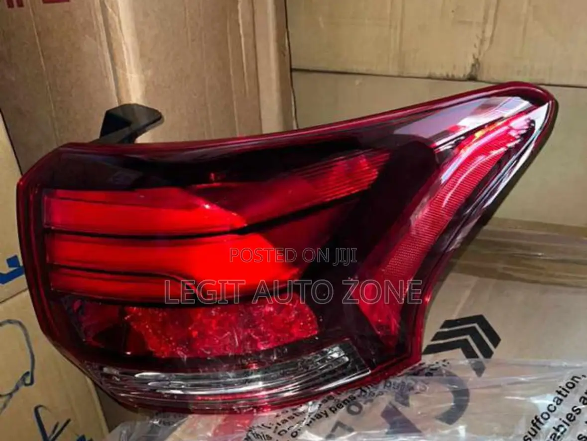 Mitsubishi Outlander 2017,2018,2019,2020 Taillights