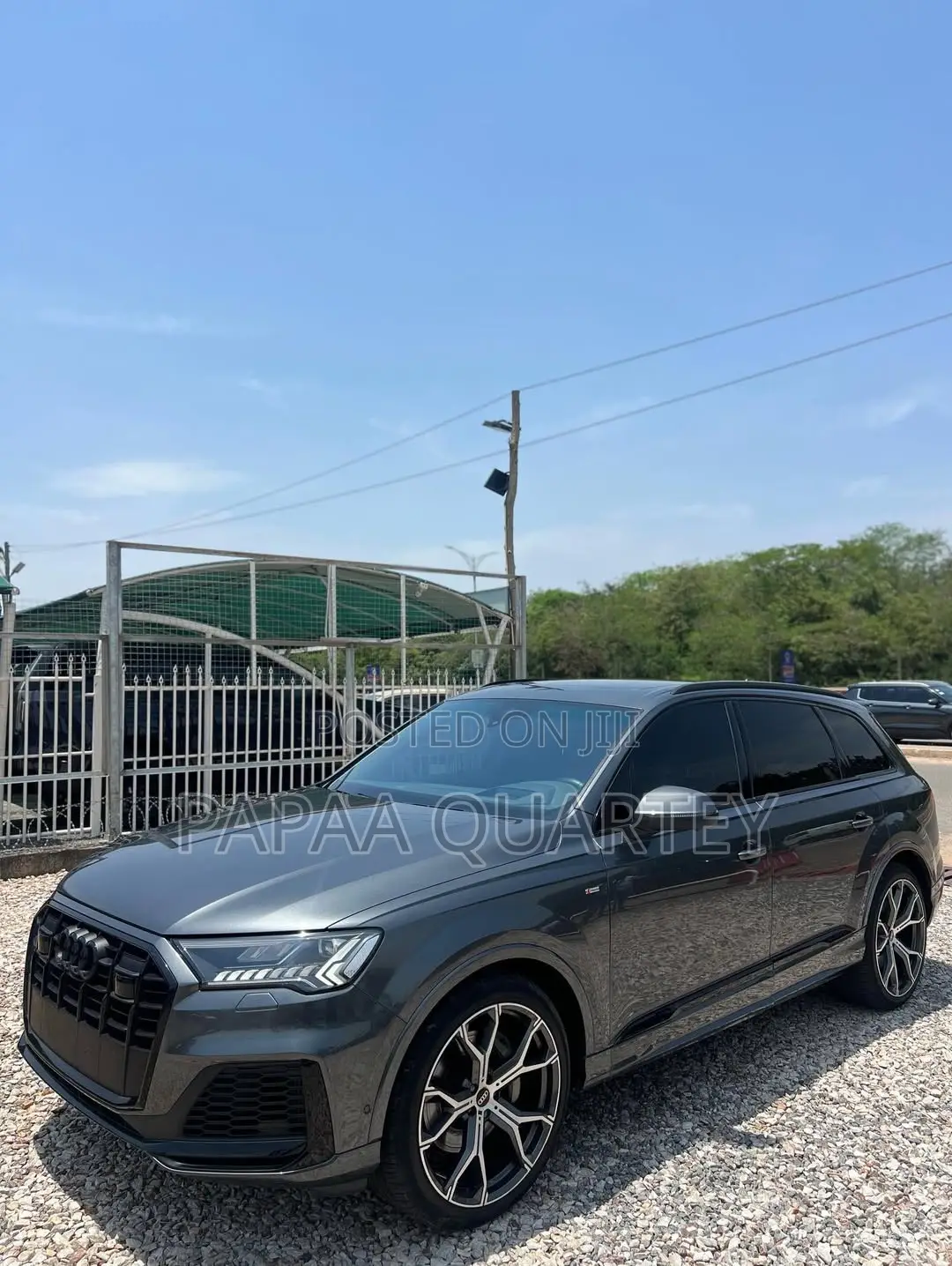 Audi Q7 2021 Gray