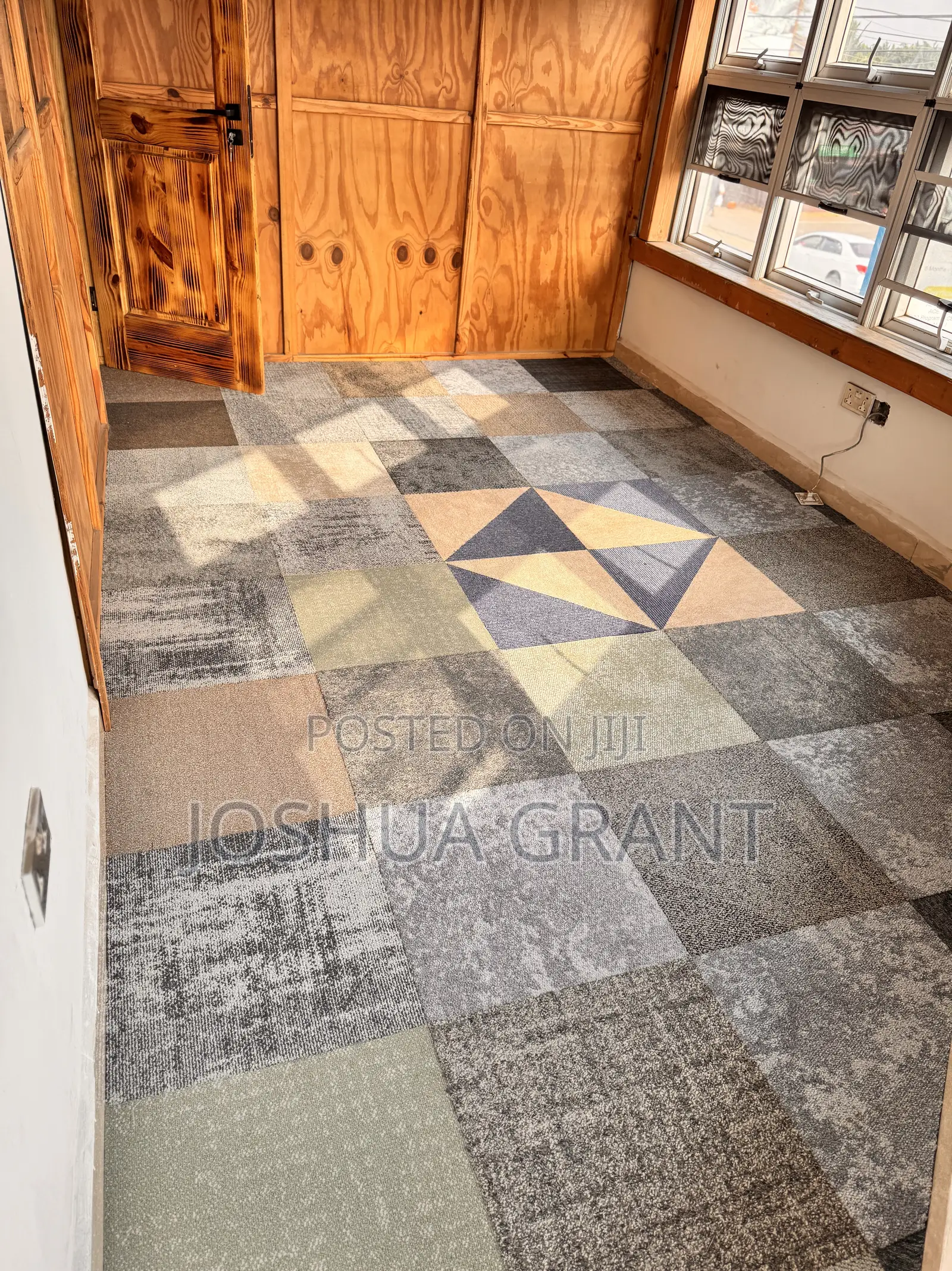 Modernized Woolen Carpet Tiles
