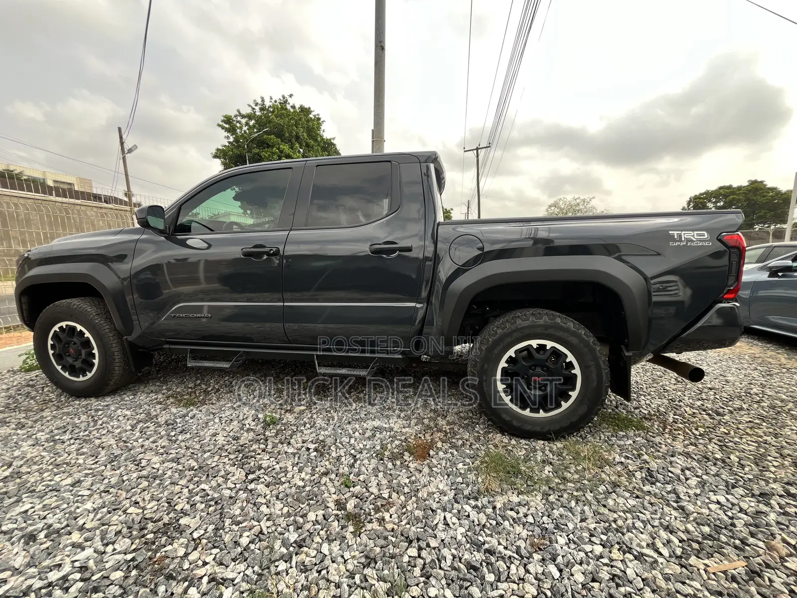 Toyota Tacoma SR5 Double Cab 6' Bed AT 2024 Gray