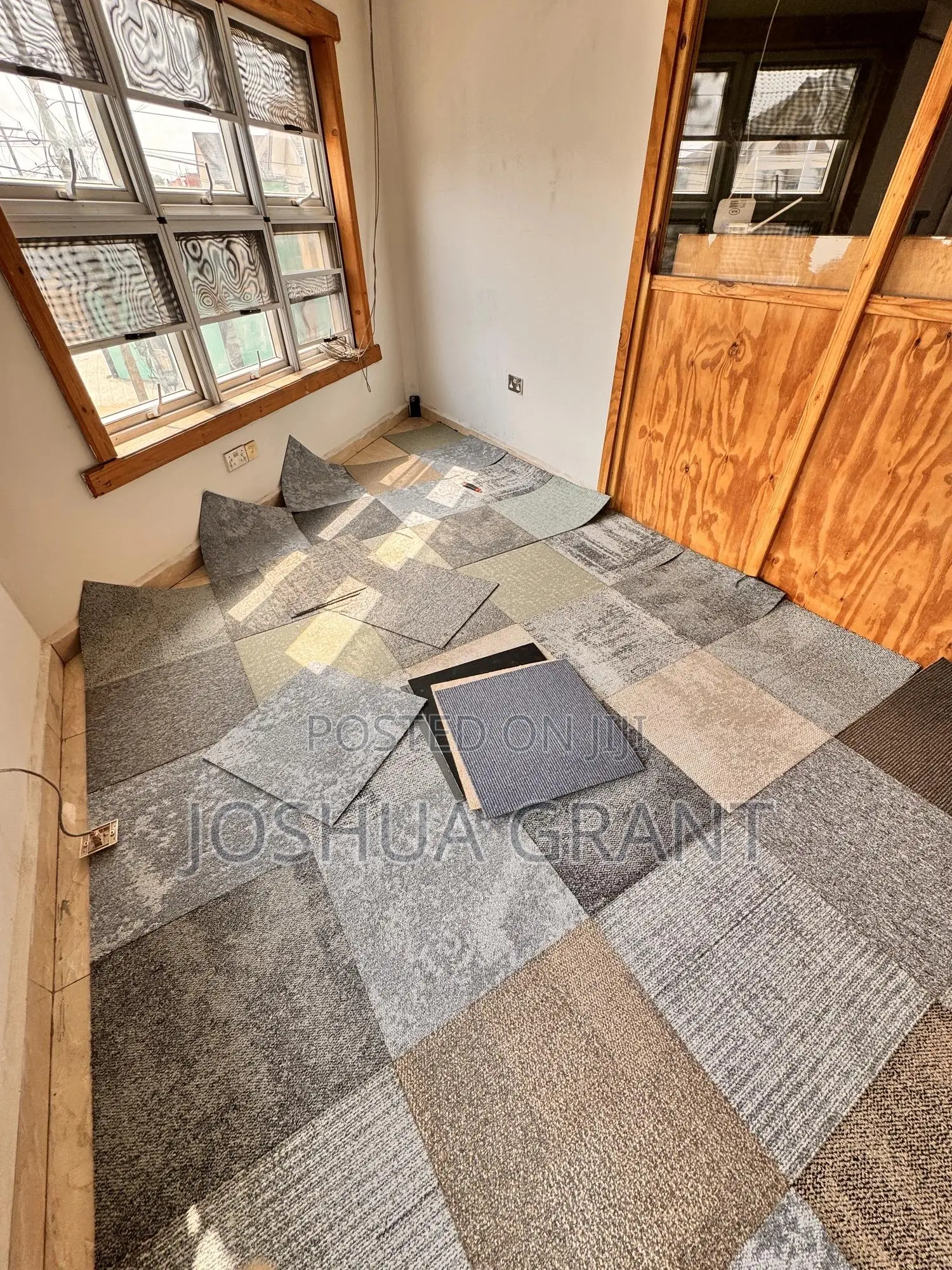 Modernized Woolen Carpet Tiles