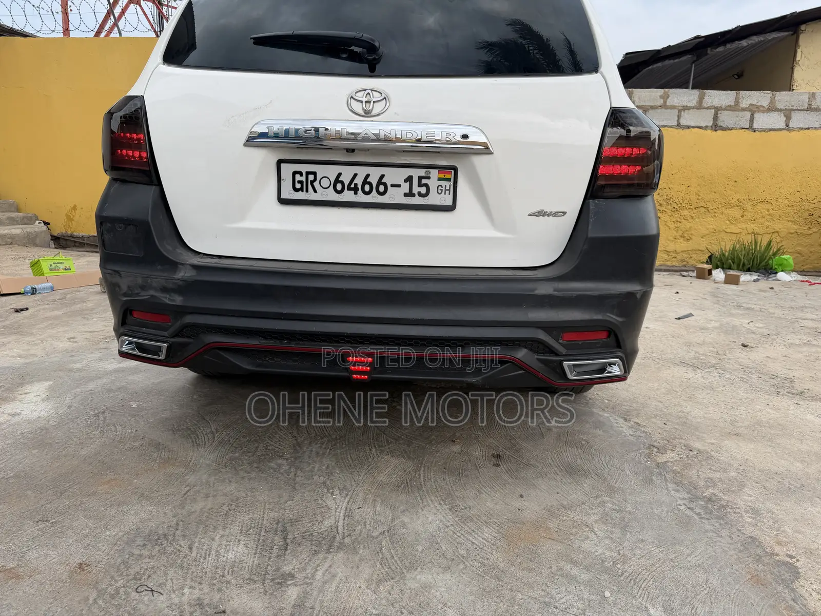 Toyota Highlighted 2012-2015 Front Bumper and Back Bumper Complete