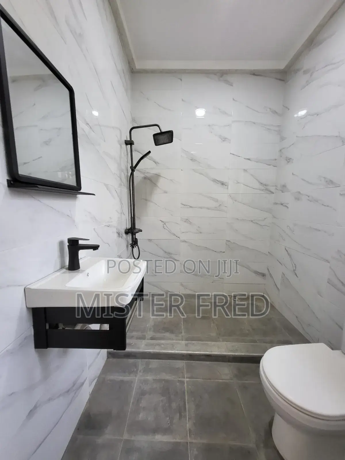 4bdrm House in Pokuase for sale