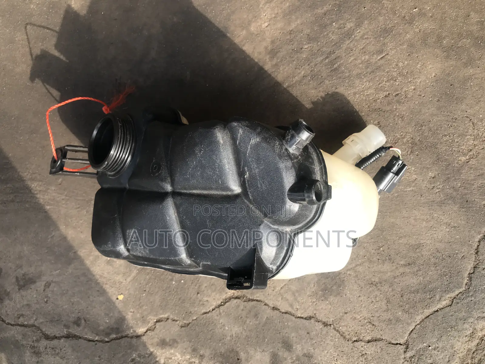 Range Rover Evoque 2012 Water Bottle/Container