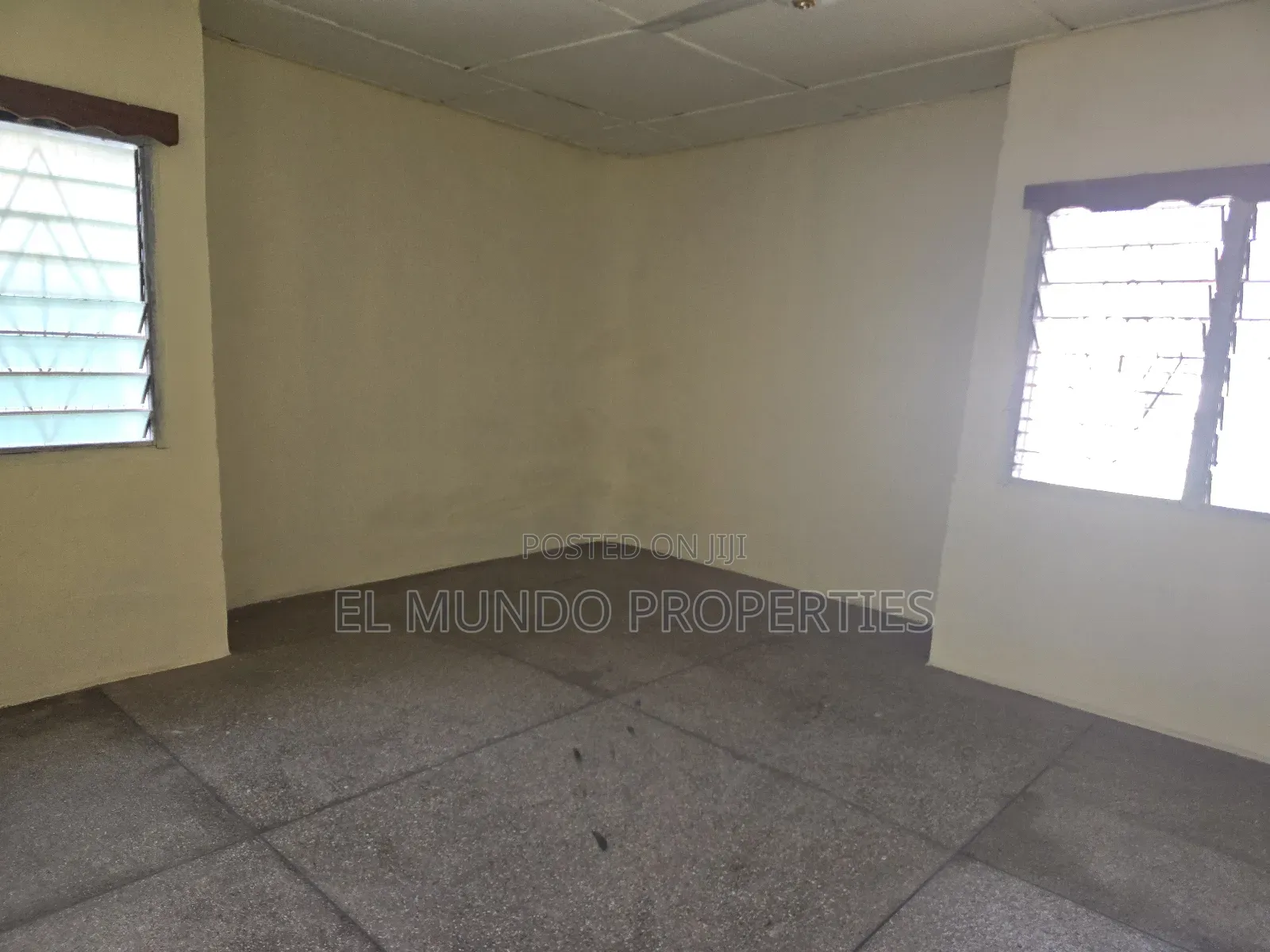 2bdrm Apartment in Ipt Container, Kumasi Metropolitan for rent