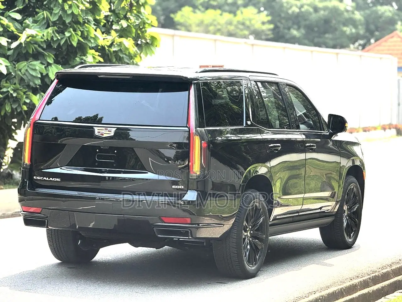 Cadillac Escalade Premium Luxury 4WD 2023 Black