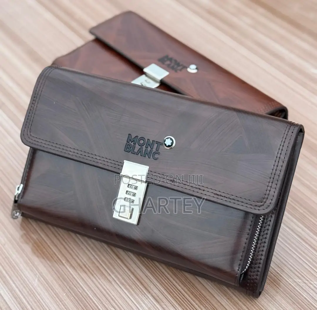 Mont Blanc Luxury Leather Wallets – Classic Style, Timeless Elegance