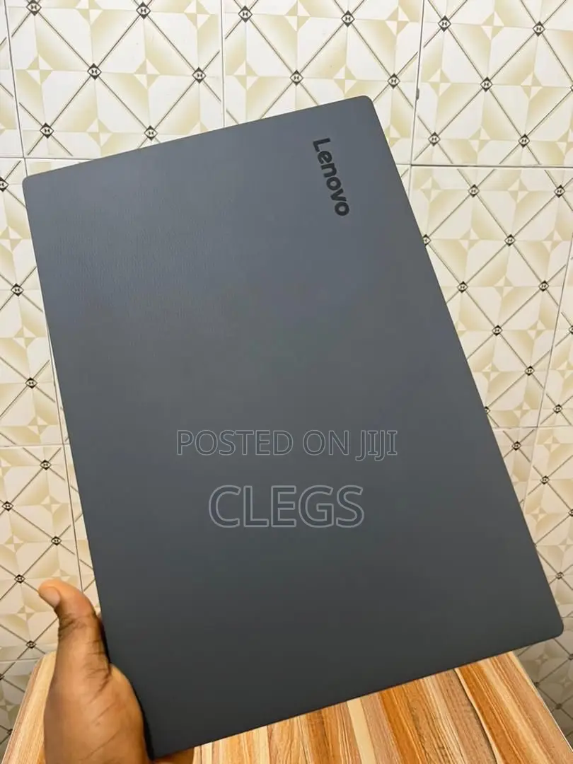 Laptop Lenovo V130 8GB Intel Core i3 SSD 256GB