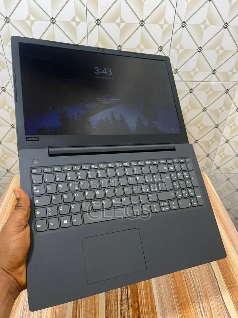 Laptop Lenovo V130 8GB Intel Core i3 SSD 256GB