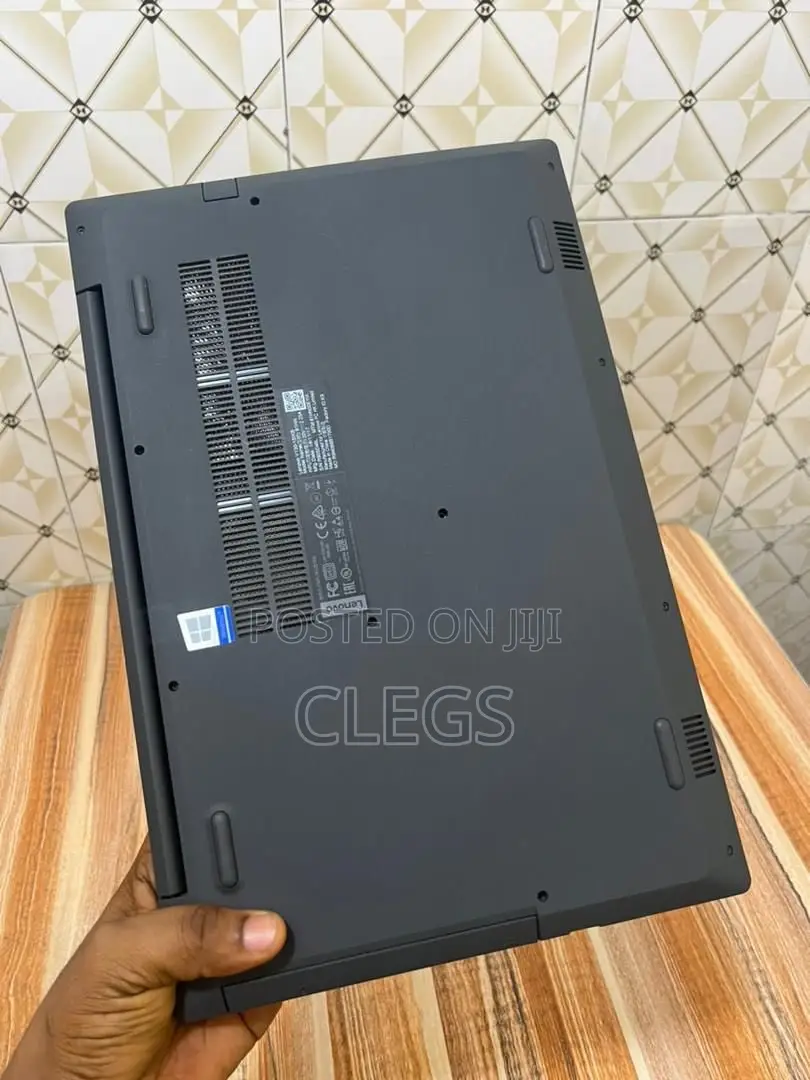 Laptop Lenovo V130 8GB Intel Core i3 SSD 256GB