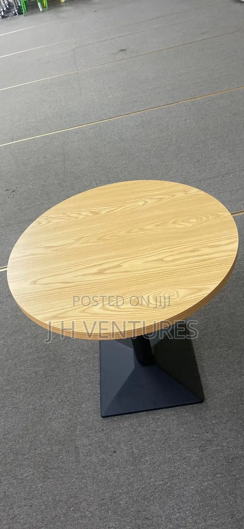 Bar Table Po8