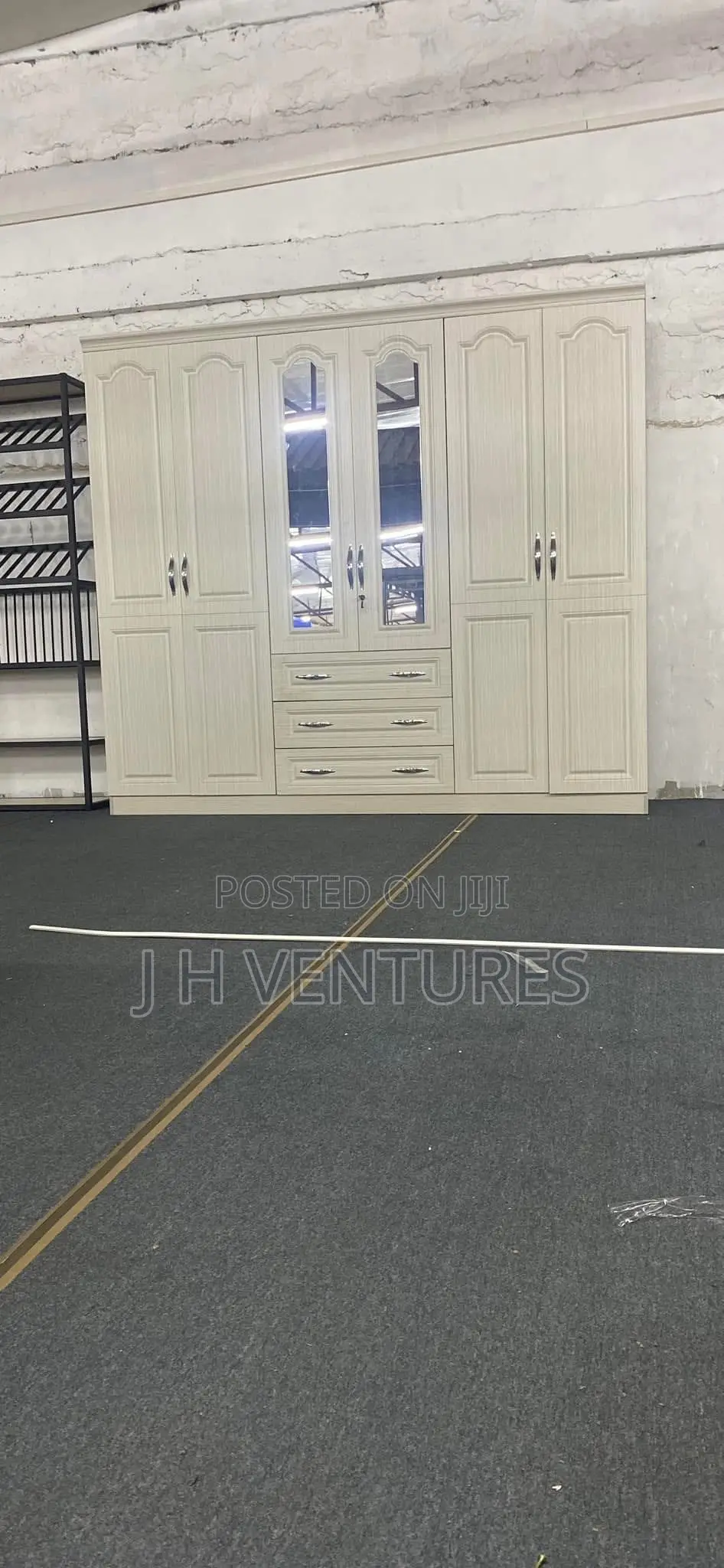 6 Doors Wooden Wardrobe