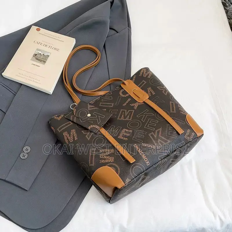 Print Single Shoulder Tote - Your Ultimate Urban Commuter Companion