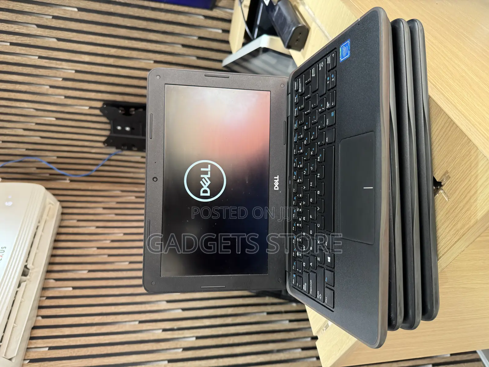 Laptop Dell Latitude 11 3190 4GB Intel SSD 60GB