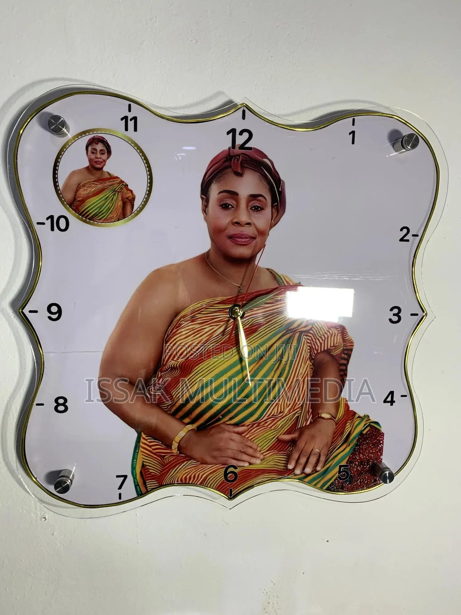 Transparent Standoff Picture Frame (20in X 20in) With Clock