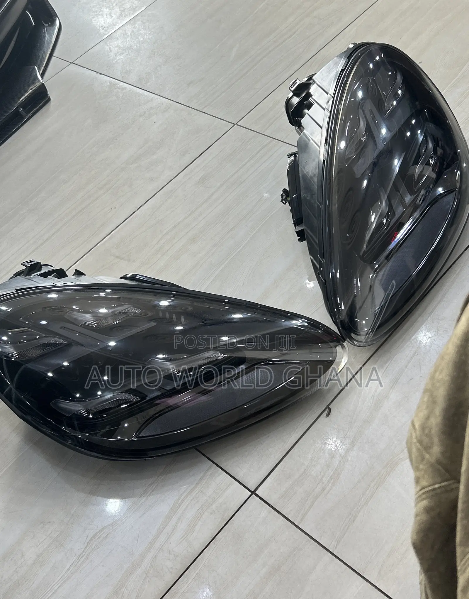 Porsche Cayenne Headlight 2011 - 2016 Headlight
