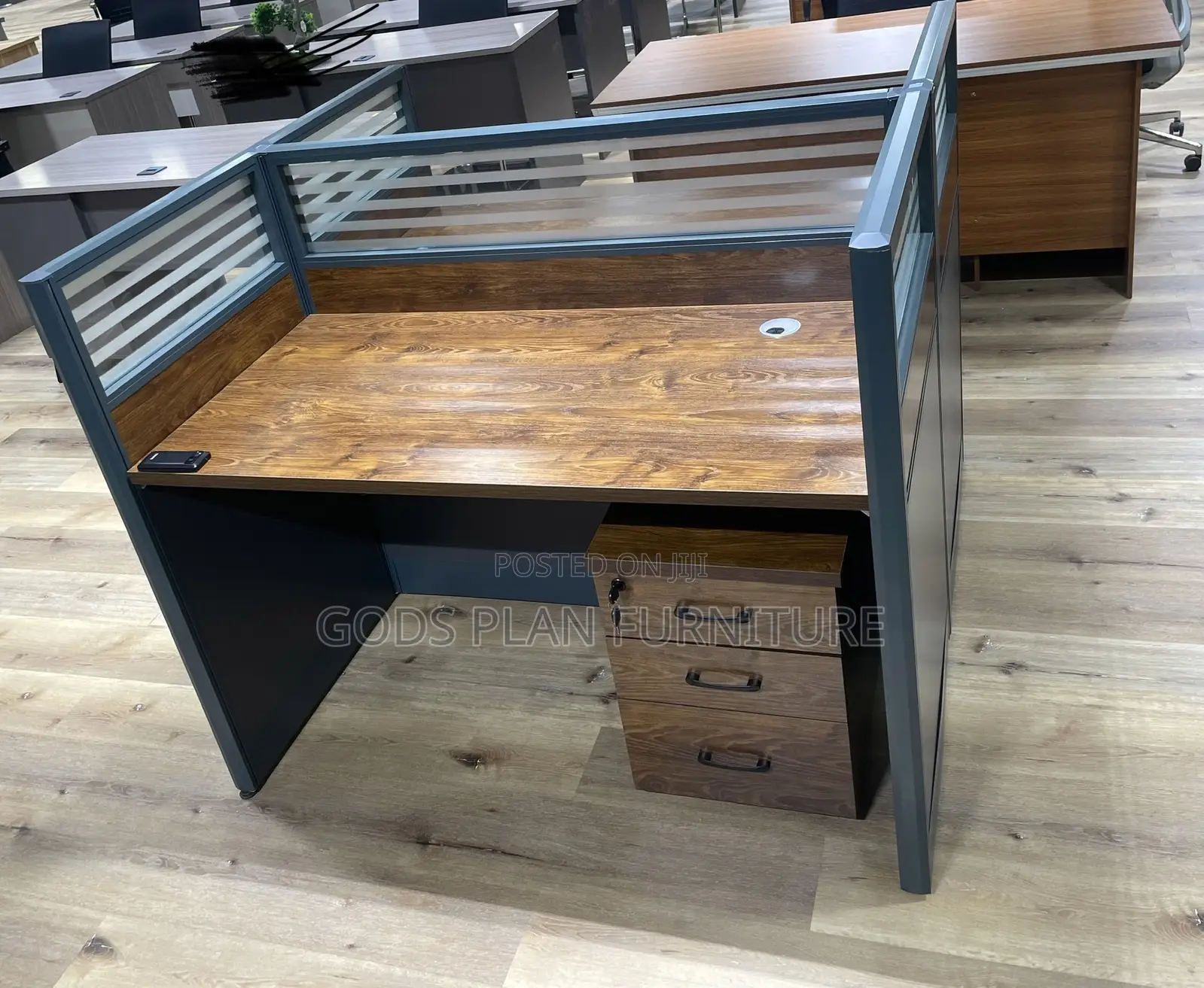 2 in 1 Workstation