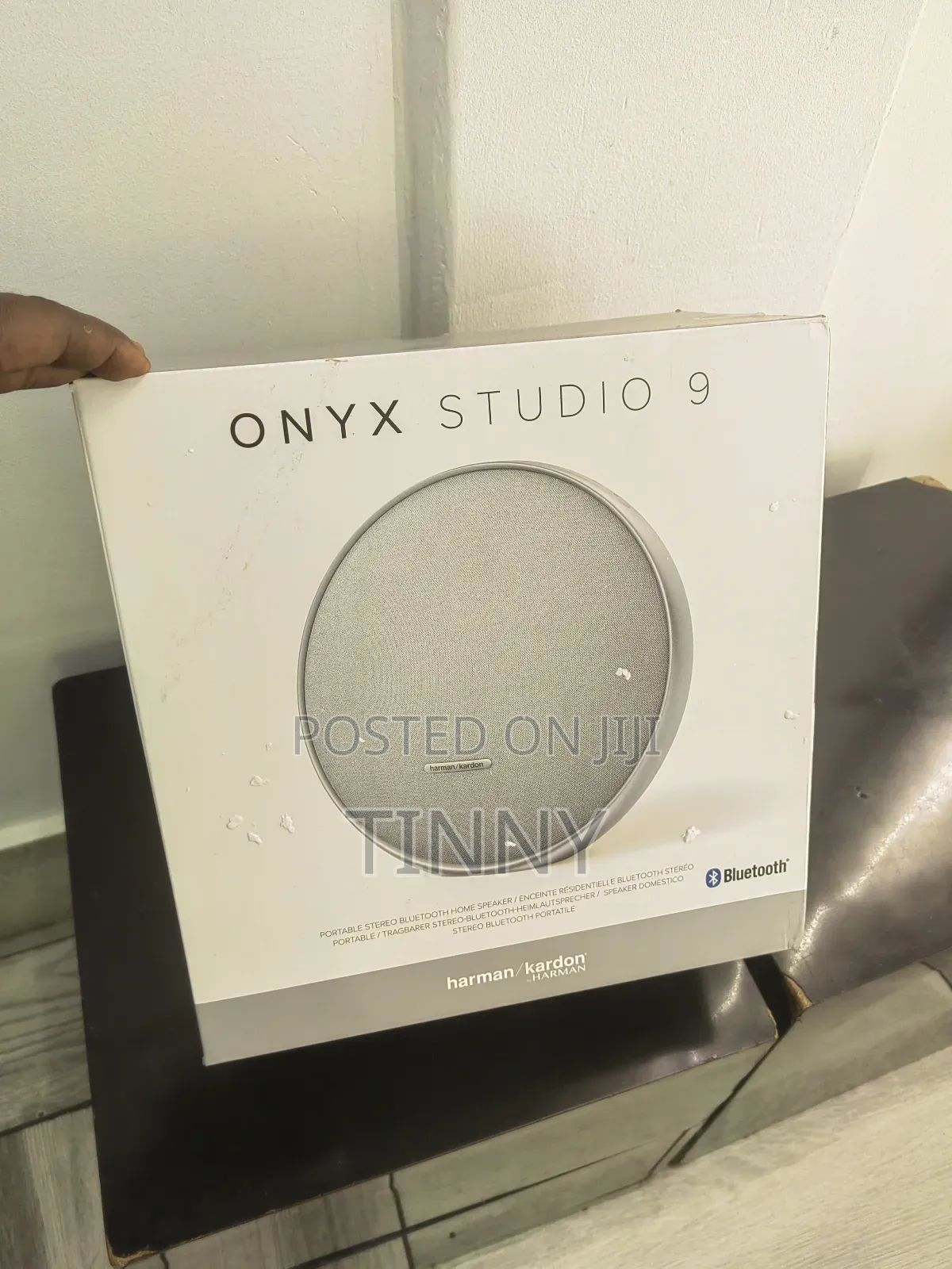 Onyx Studio 9