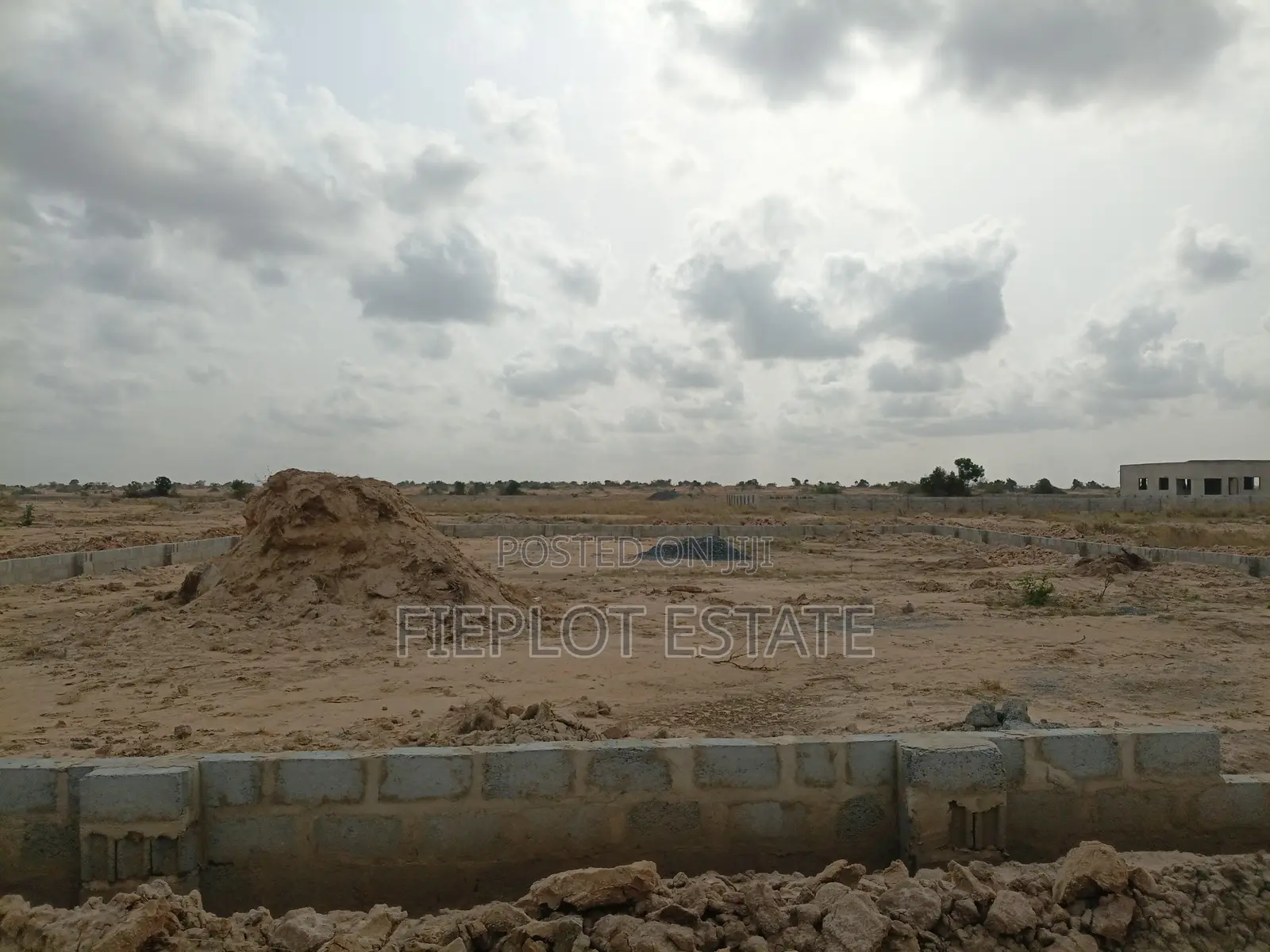 Registered Half Plot, 2 Minutes From Tsopoli Police Barrier