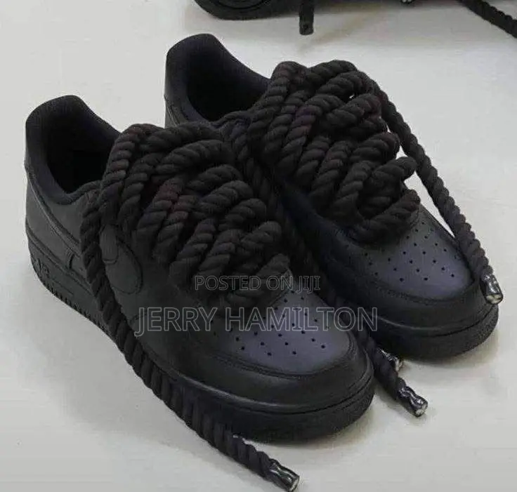 Fire Nike Airforce With Big Laces