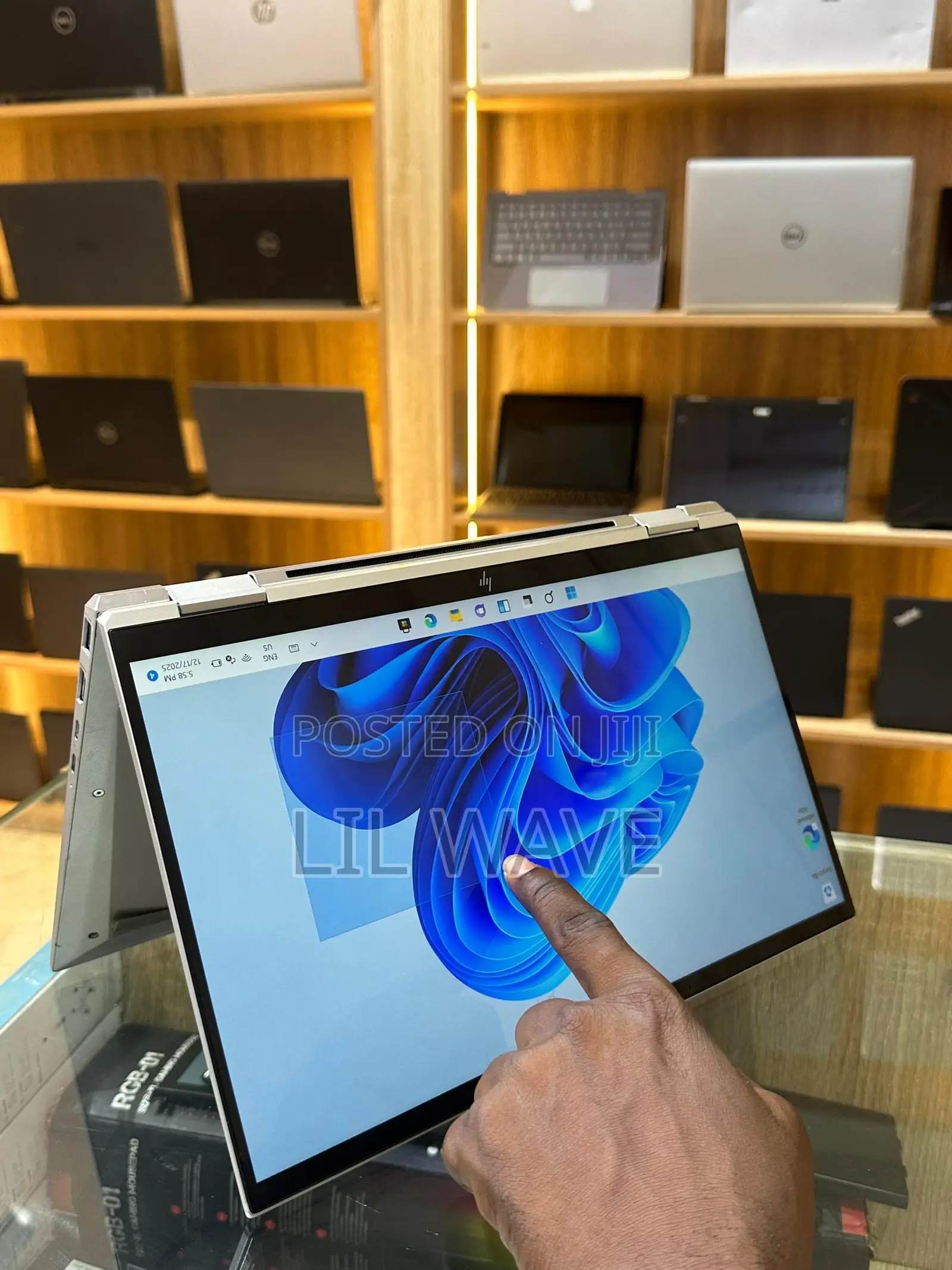 Laptop HP EliteBook x360 1040 G7 32GB Intel Core i7 SSD 512GB