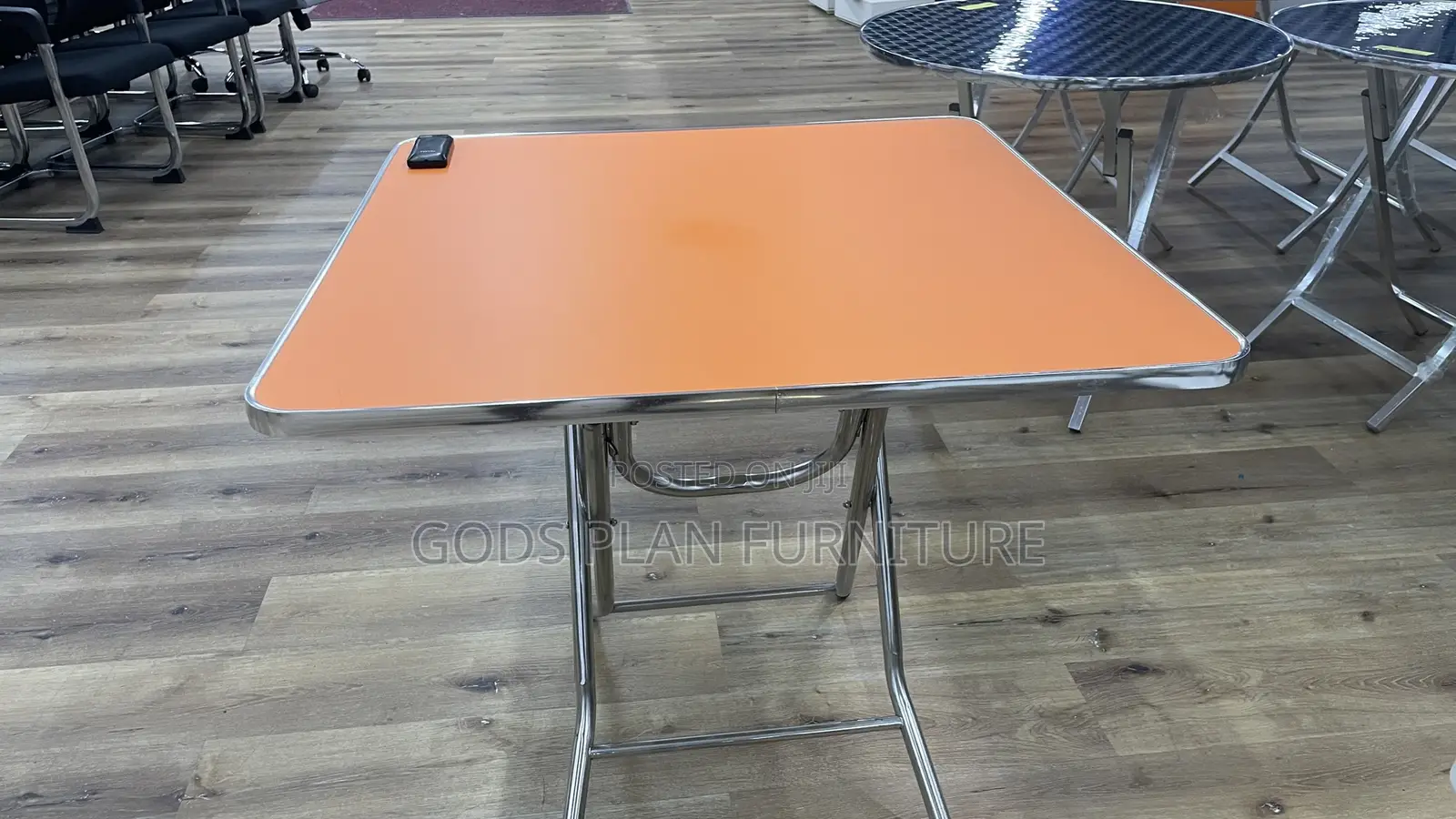 Foldable Table ( 18s)