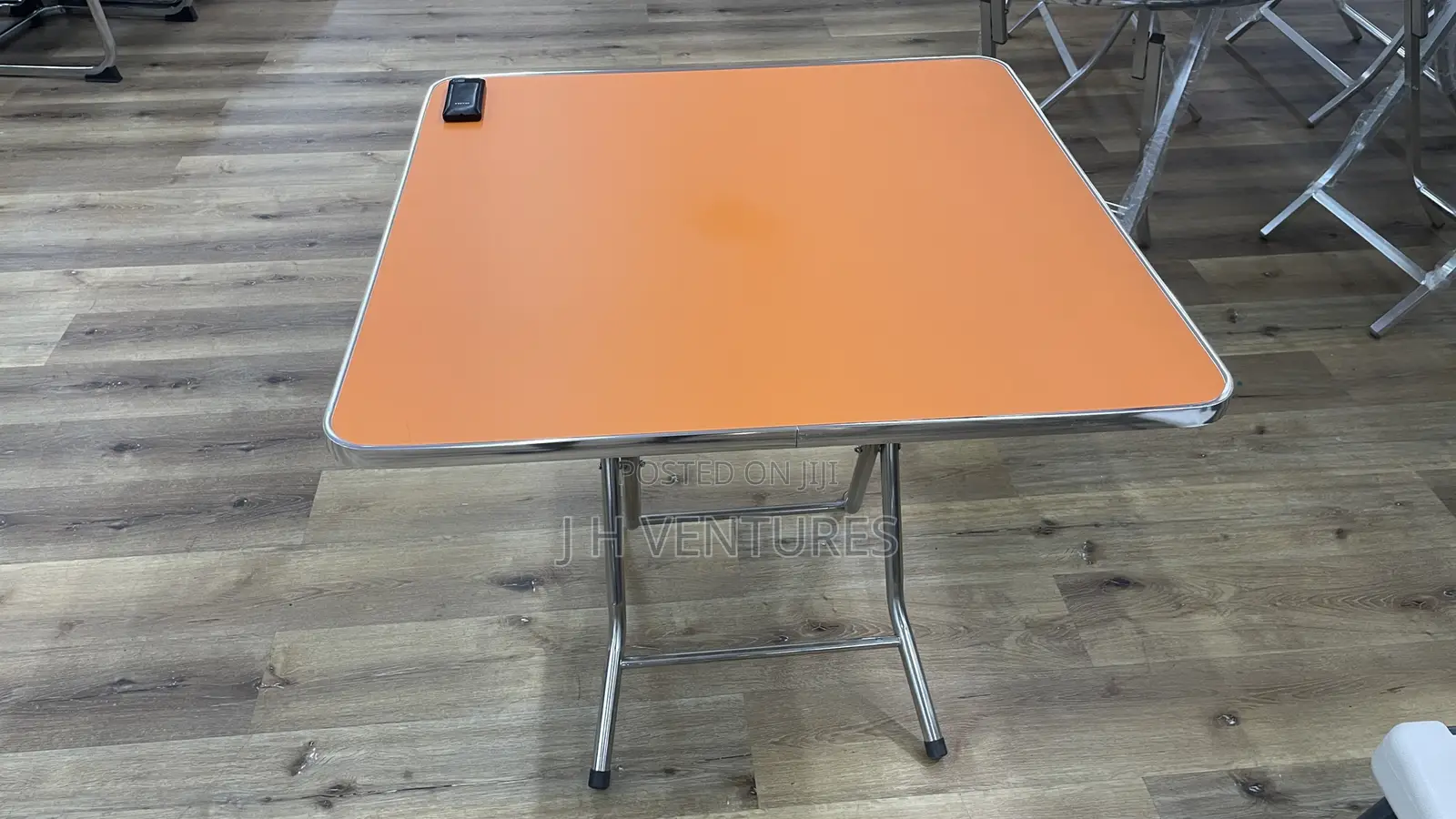 Foldable Table ( 18s)