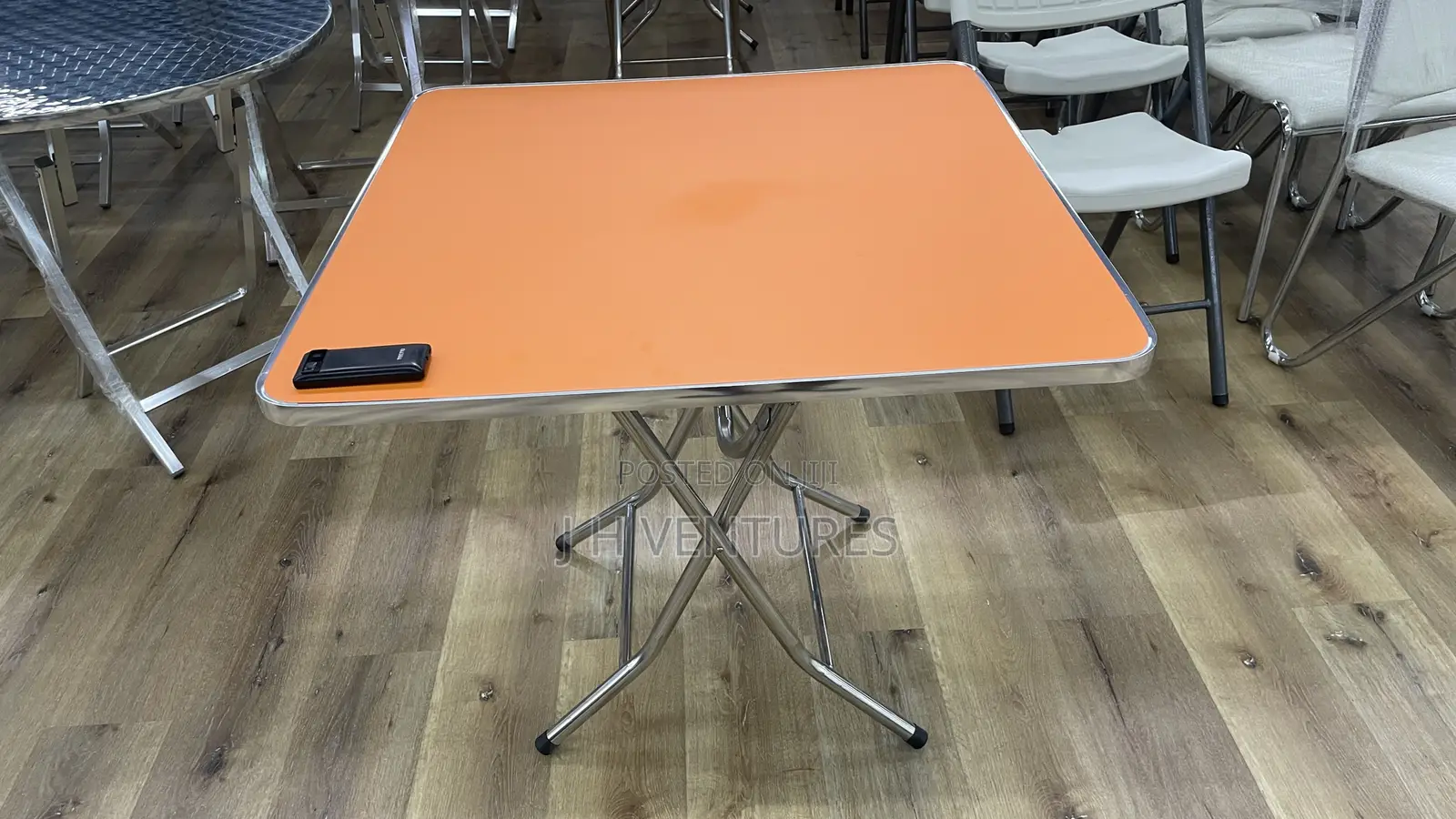 Foldable Table ( 18s)