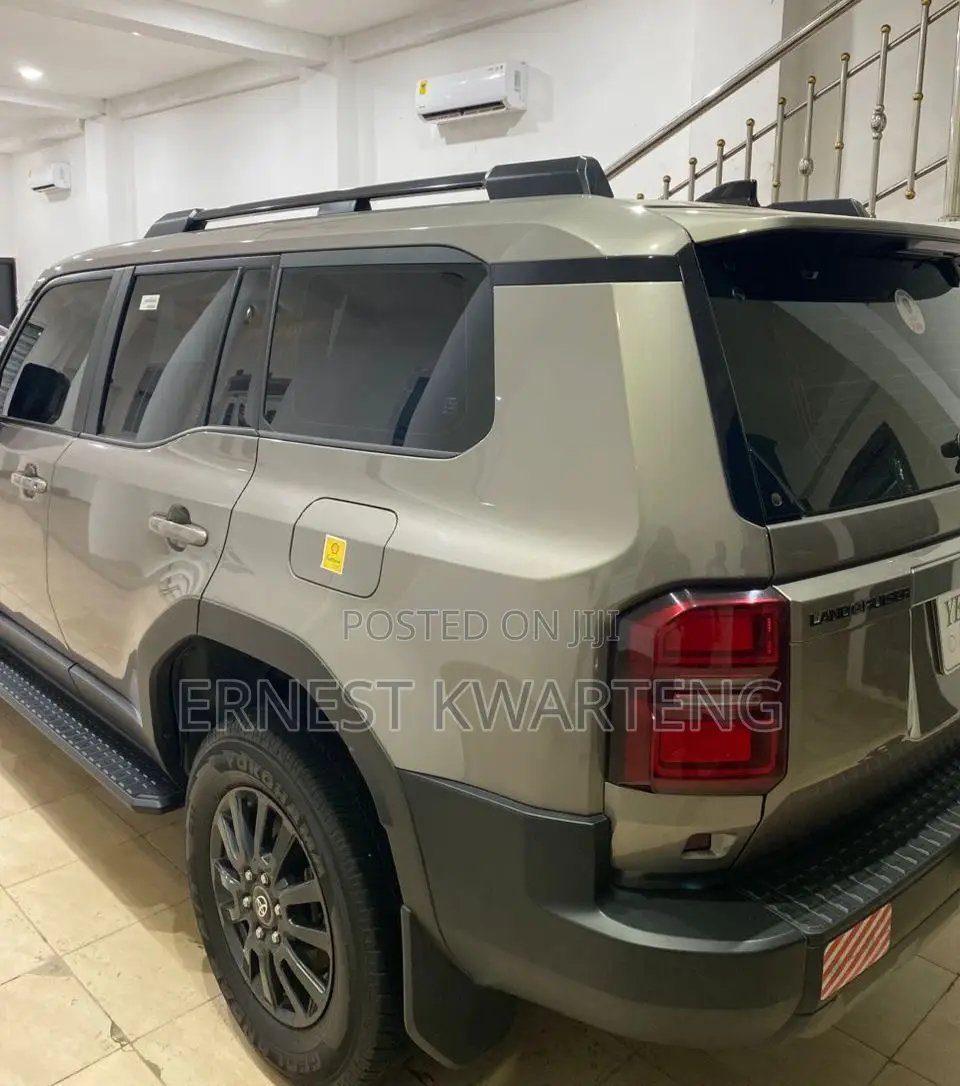 Toyota Land Cruiser Prado 2025 Gray