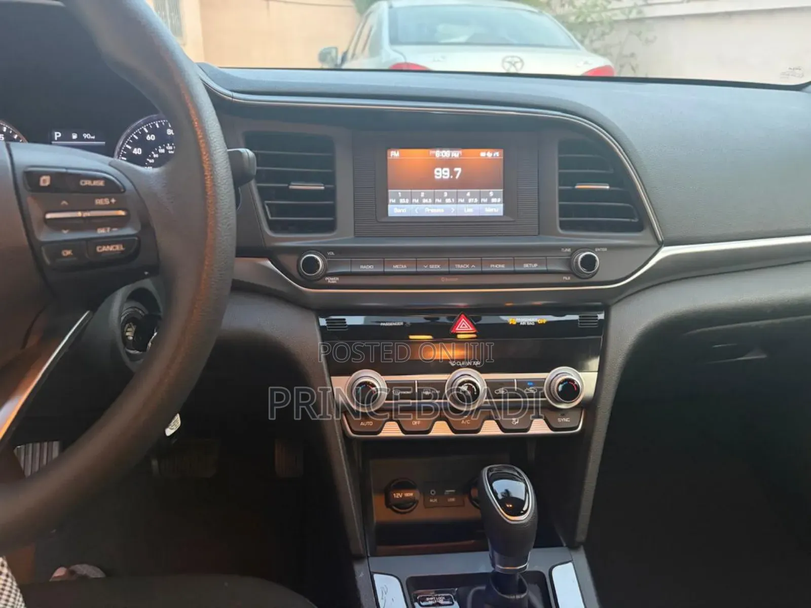 Hyundai Elantra SE 2020 Gray