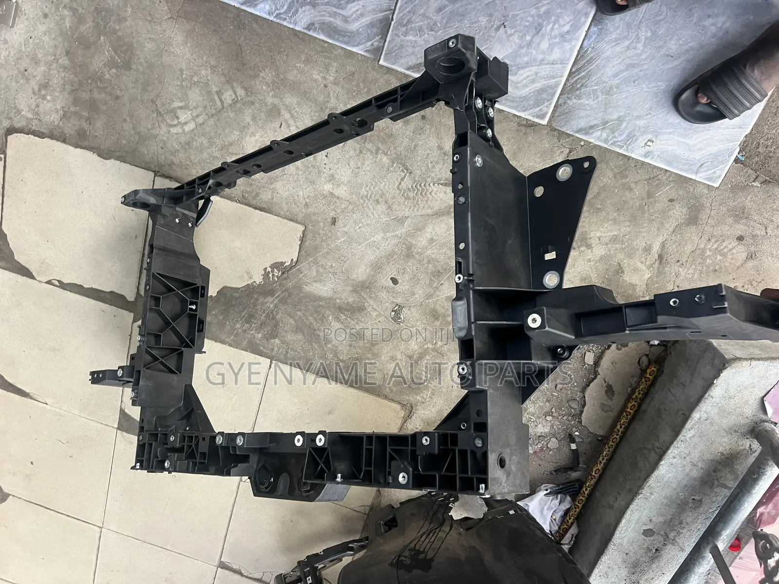 Honda CRV 2023:2026 Radiator Support