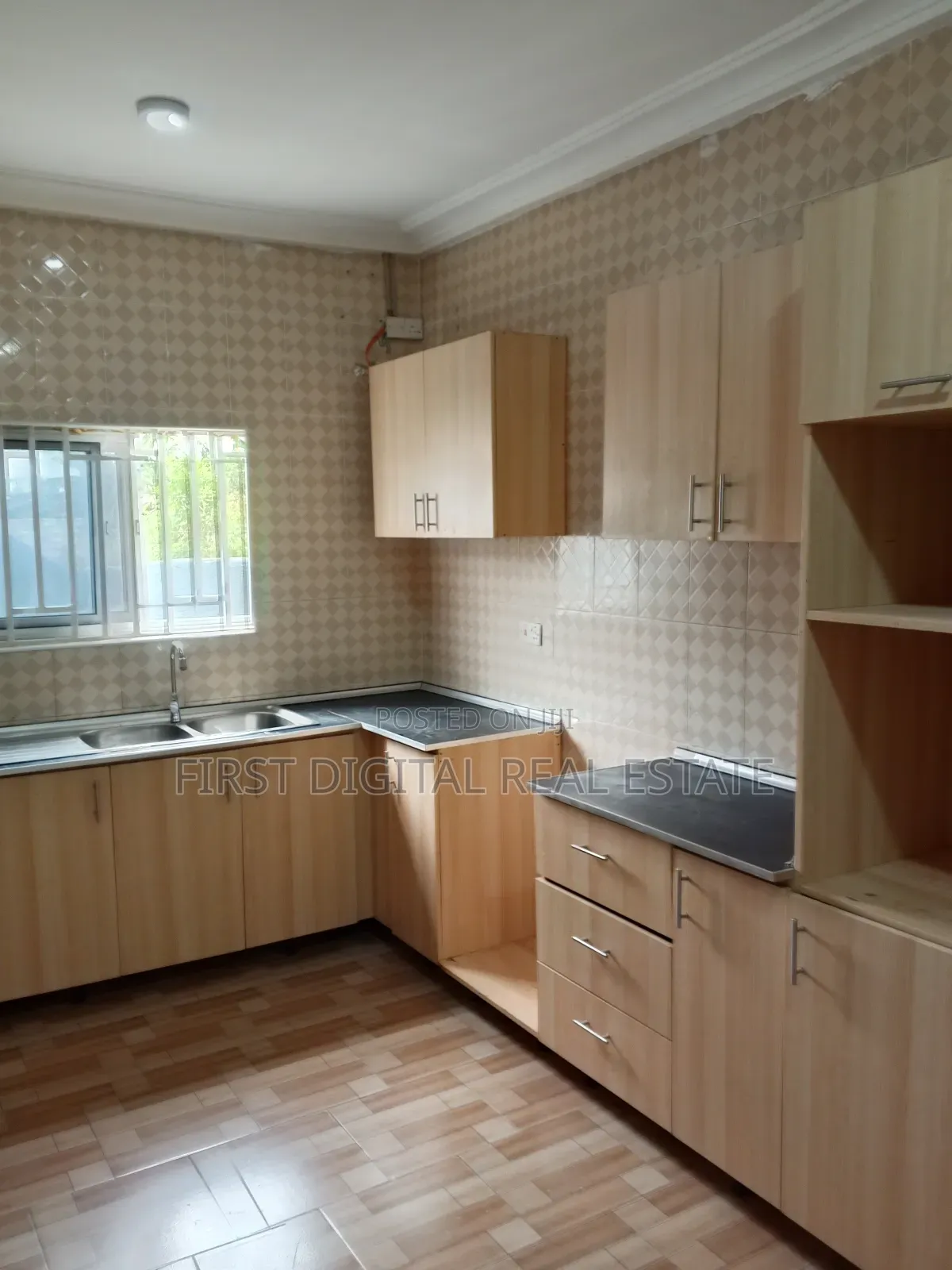 3bdrm House in First Digital Real, New Market for sale