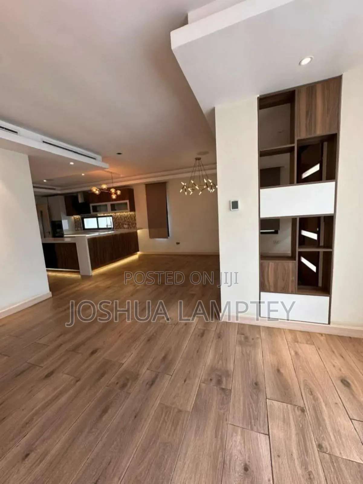 4bdrm Townhouse / Terrace in Cantonment Estate, Cantonments for rent