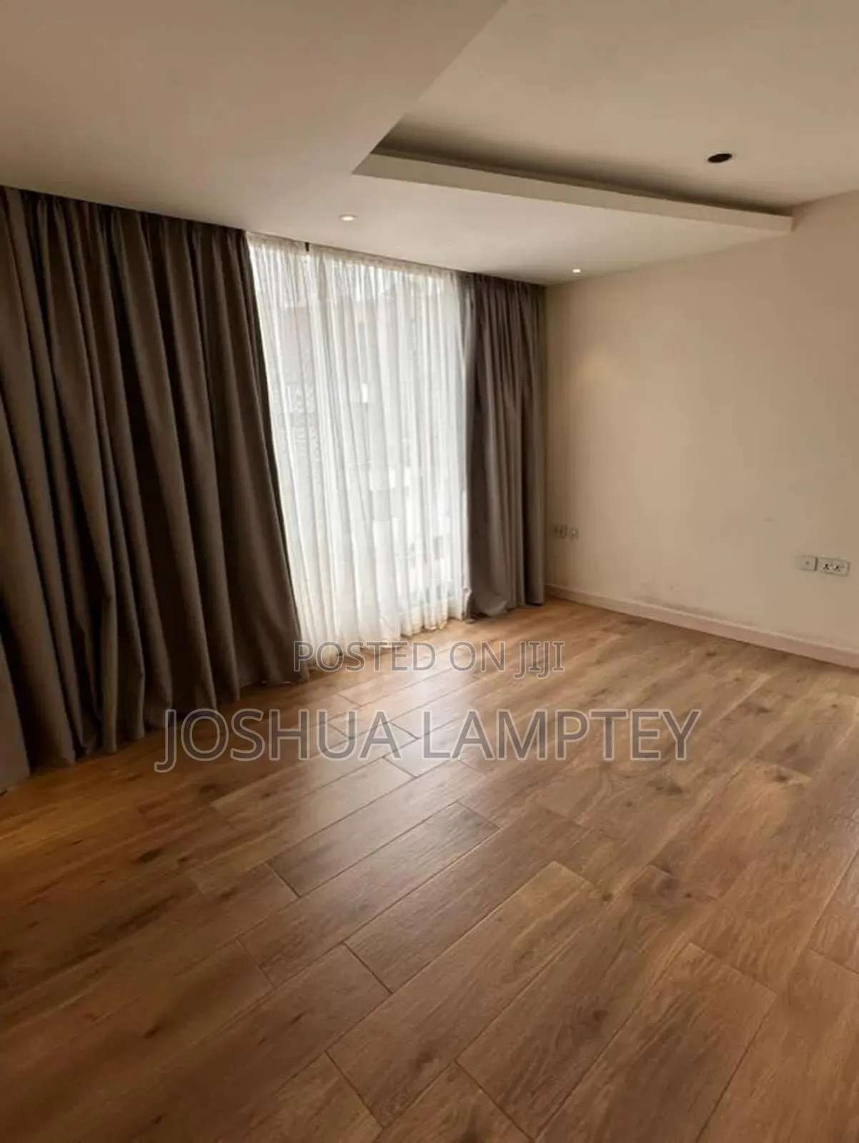 4bdrm Townhouse / Terrace in Cantonment Estate, Cantonments for rent