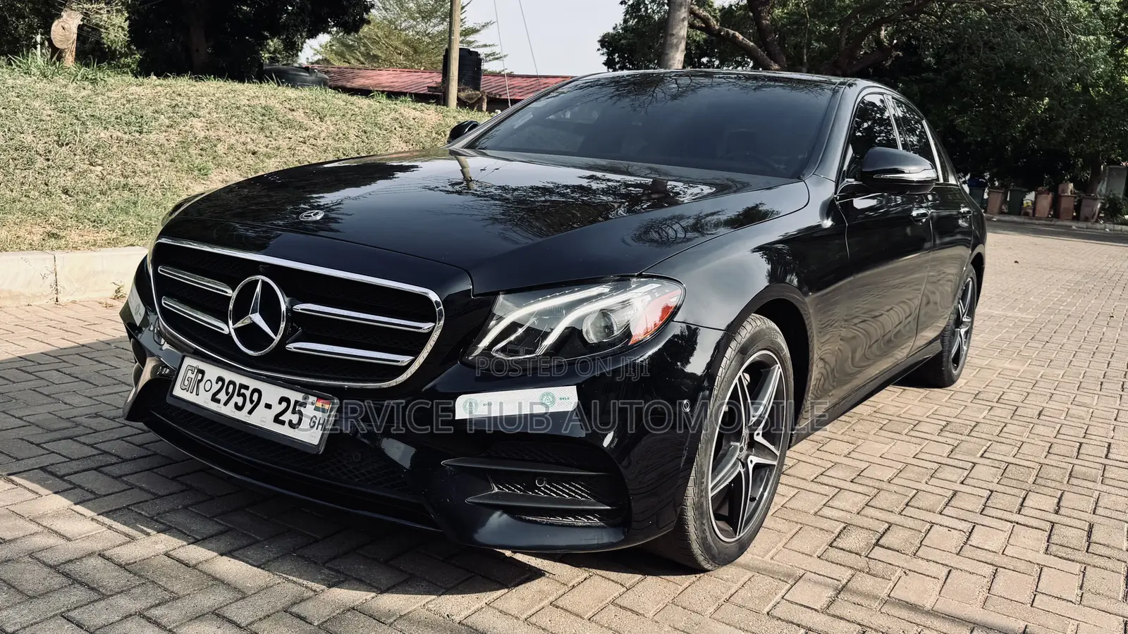 Mercedes-Benz E300 2019 Black