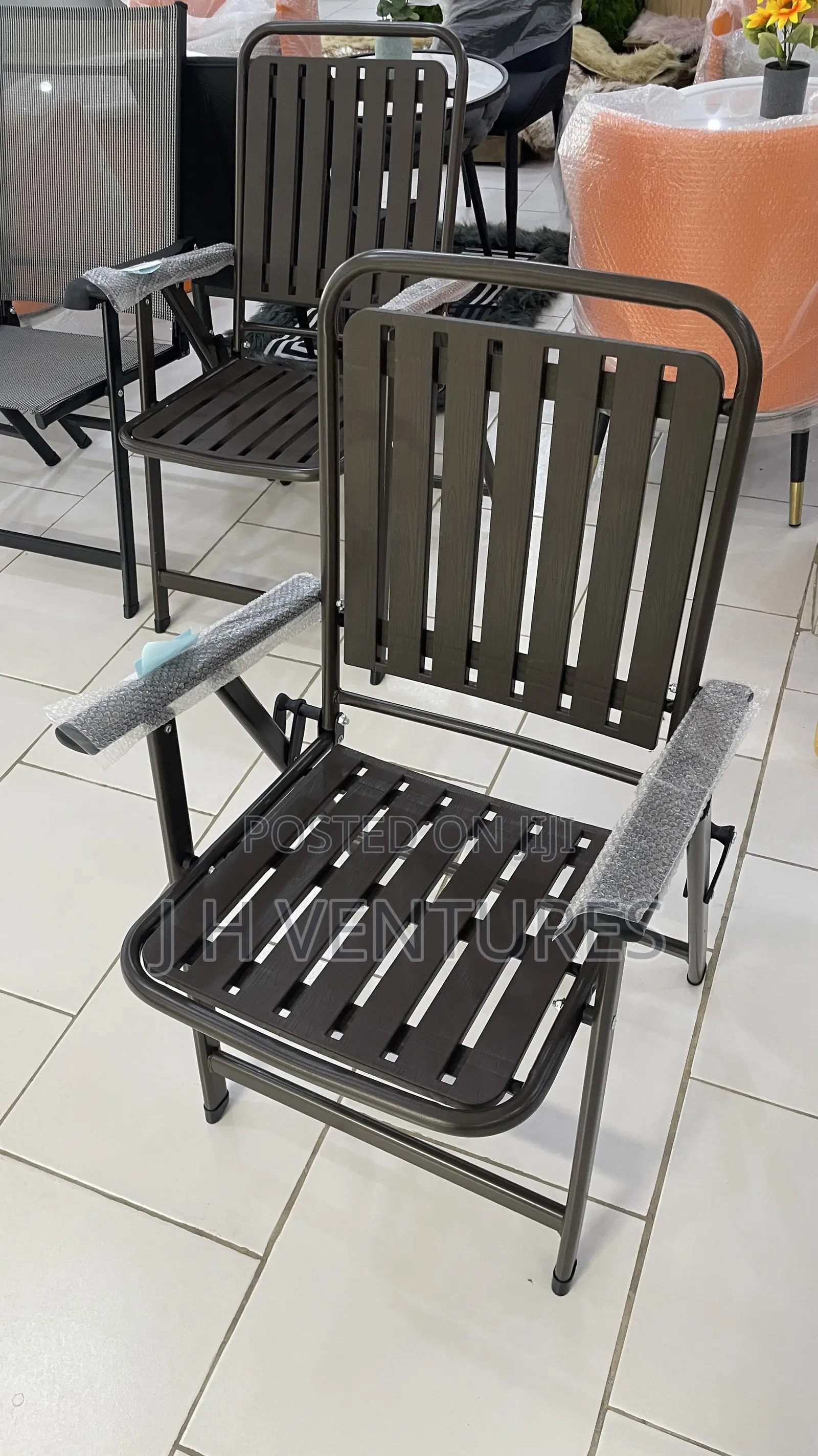 Foldable Armchair