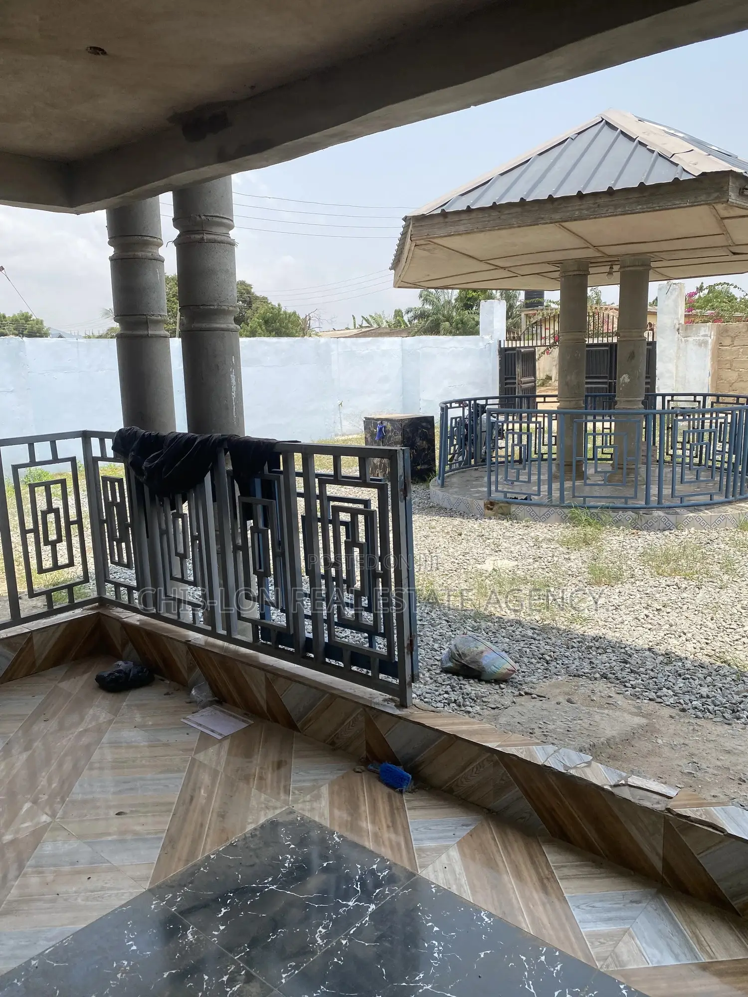 5bdrm Duplex in Kasoa New Market for rent