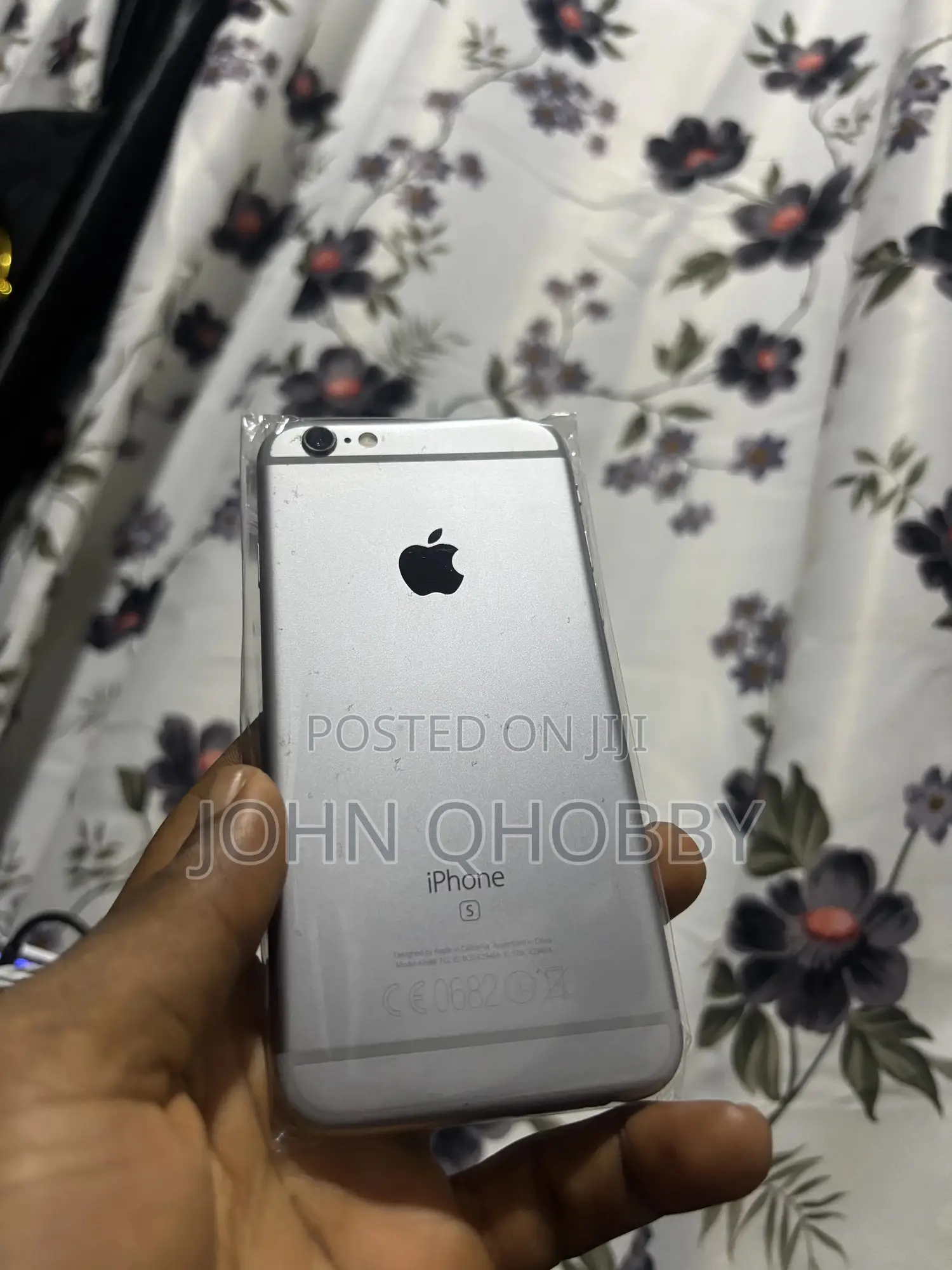 Apple iPhone 6s 32 GB Gray