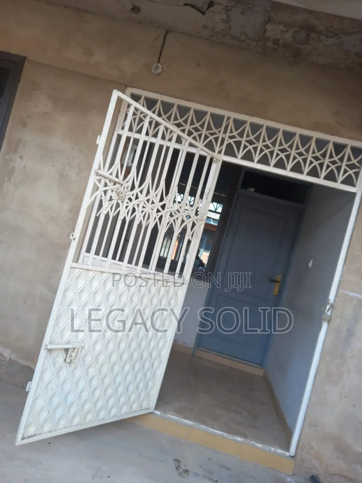 1bdrm Room & Parlour in Legacy Solid Real, Ledzokuku-Krowor for rent