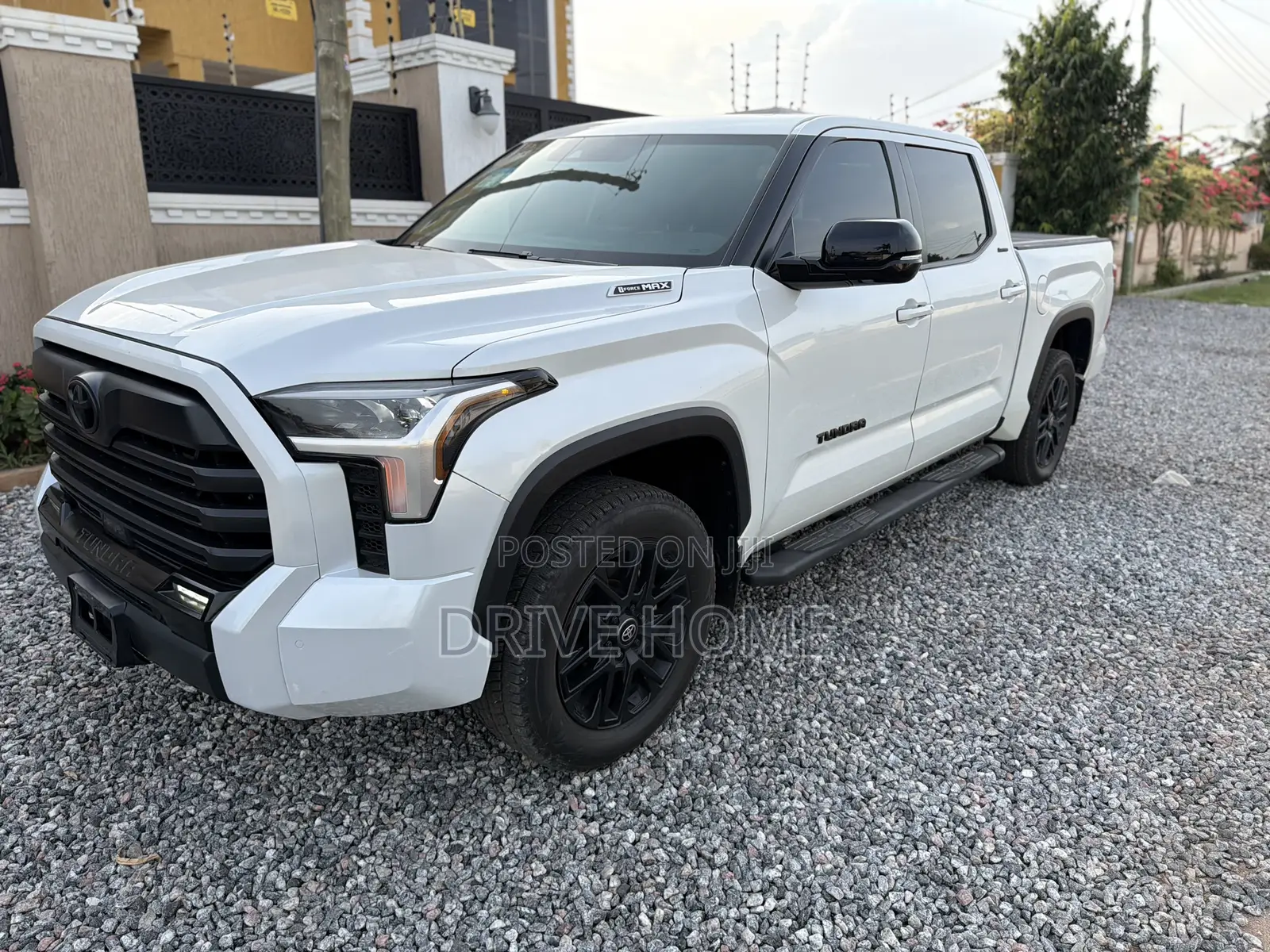 Toyota Tundra Limited Double Cab 6.5' Bed 2024 White