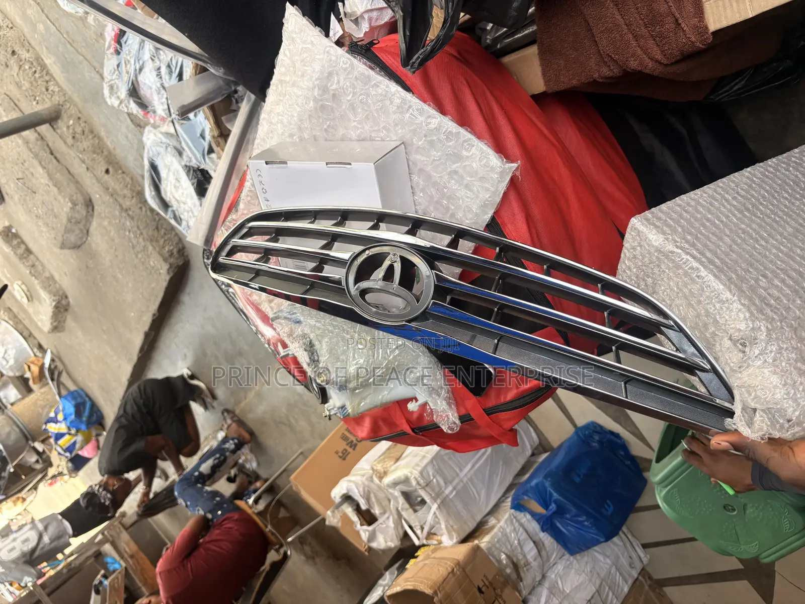 Camry 2003 2005 Front Grille or Shells