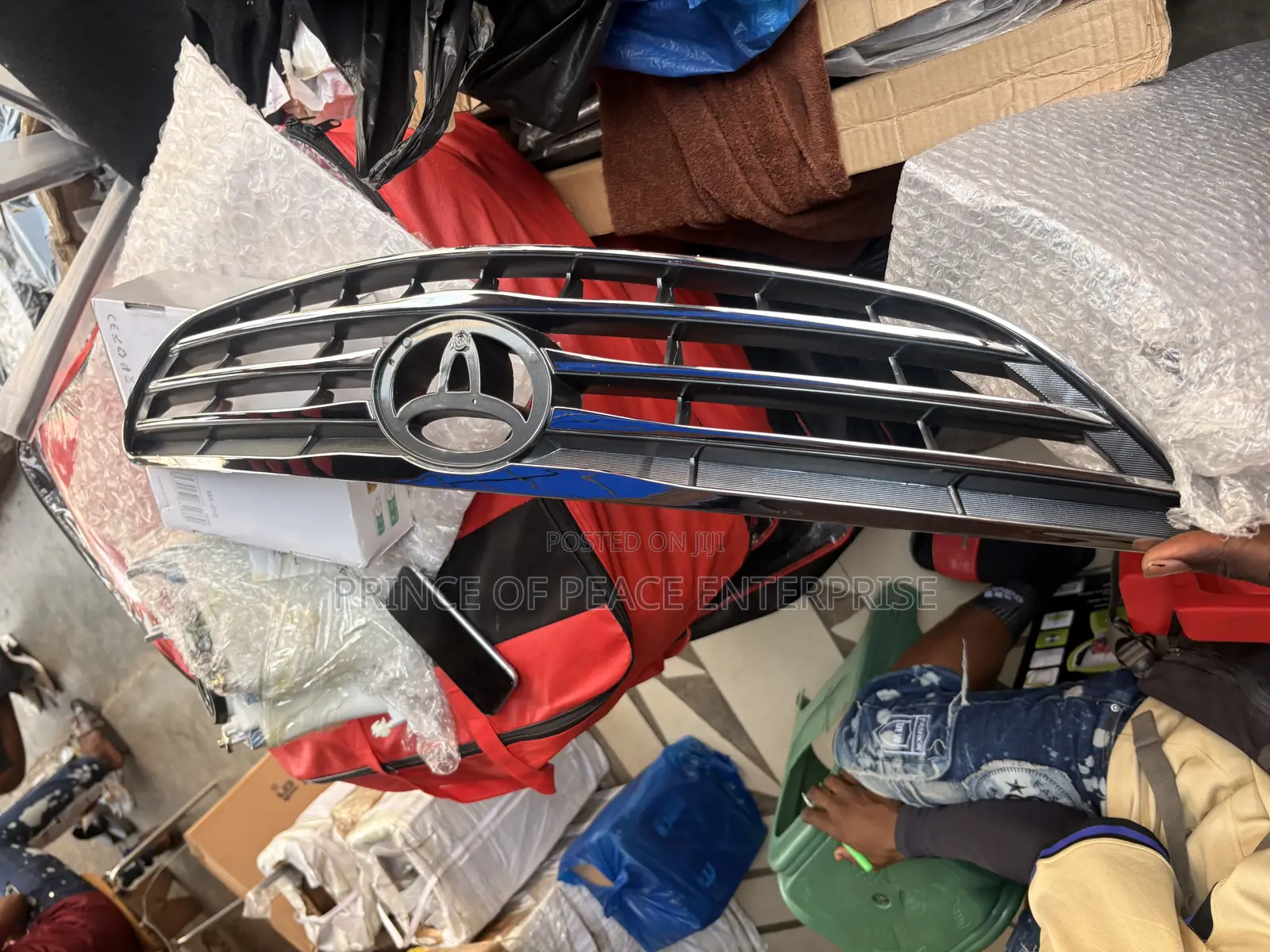 Camry 2003 2005 Front Grille or Shells