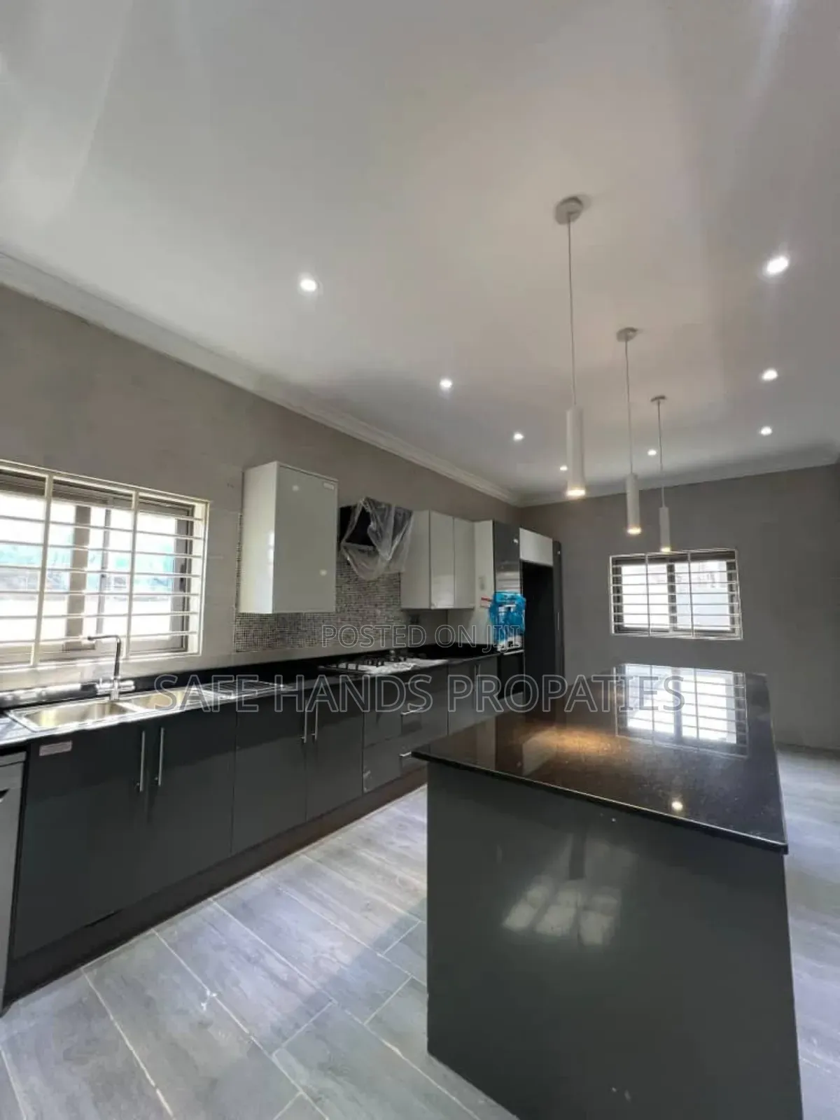 Furnished 3bdrm House in Adenta, Accra Metropolitan for sale