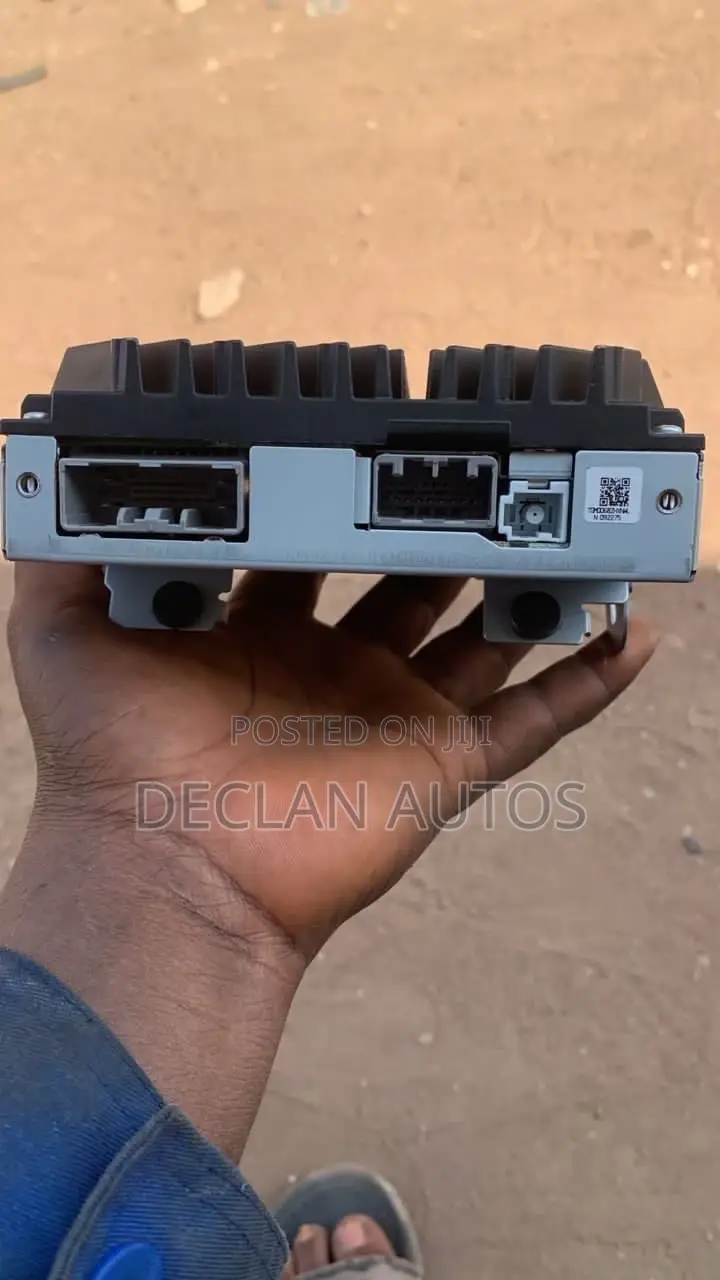 Honda Cr-v 2021 Speaker Amplifier