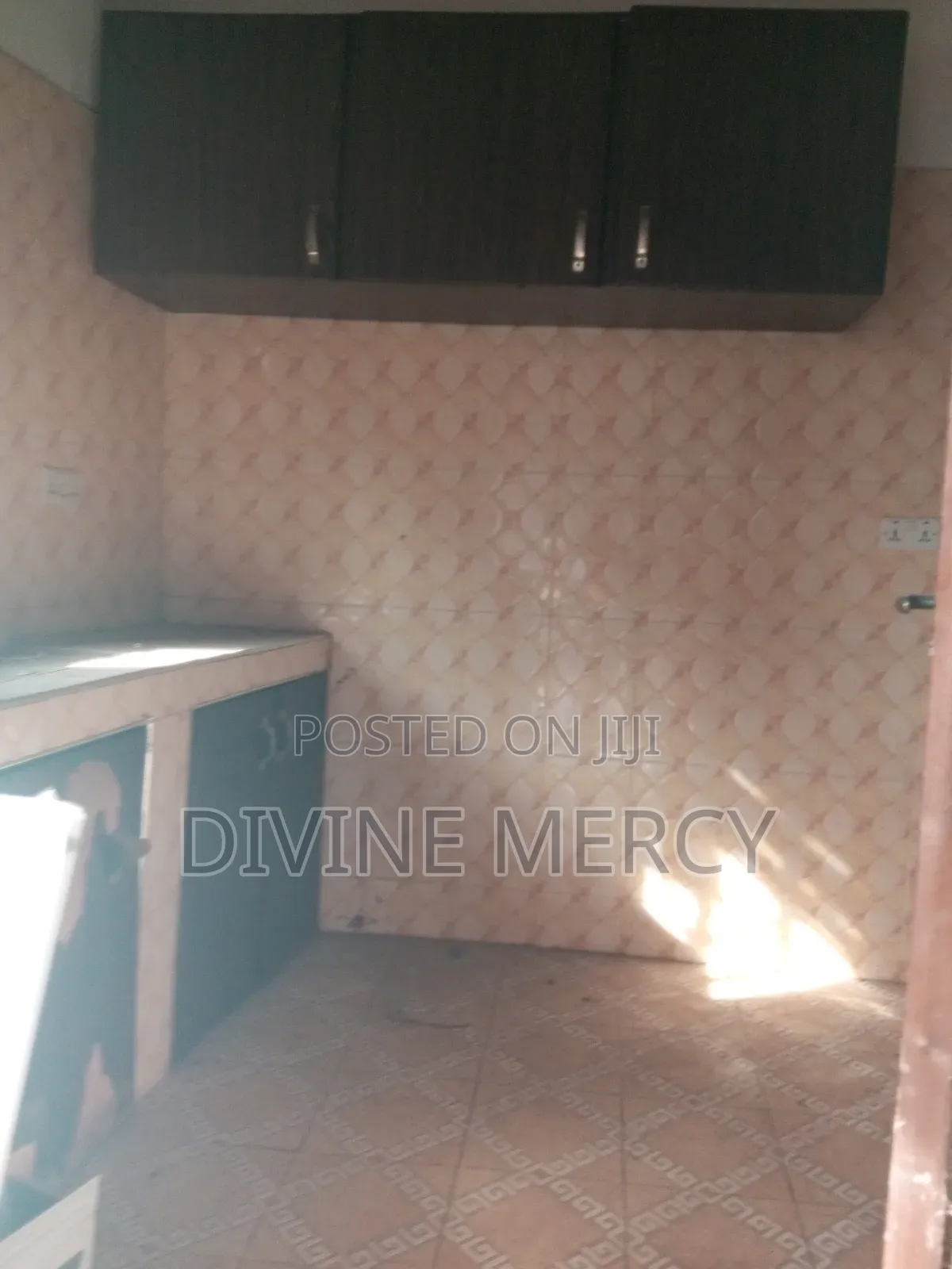 1bdrm Apartment in Tuba, Awutu Senya East Municipal for rent