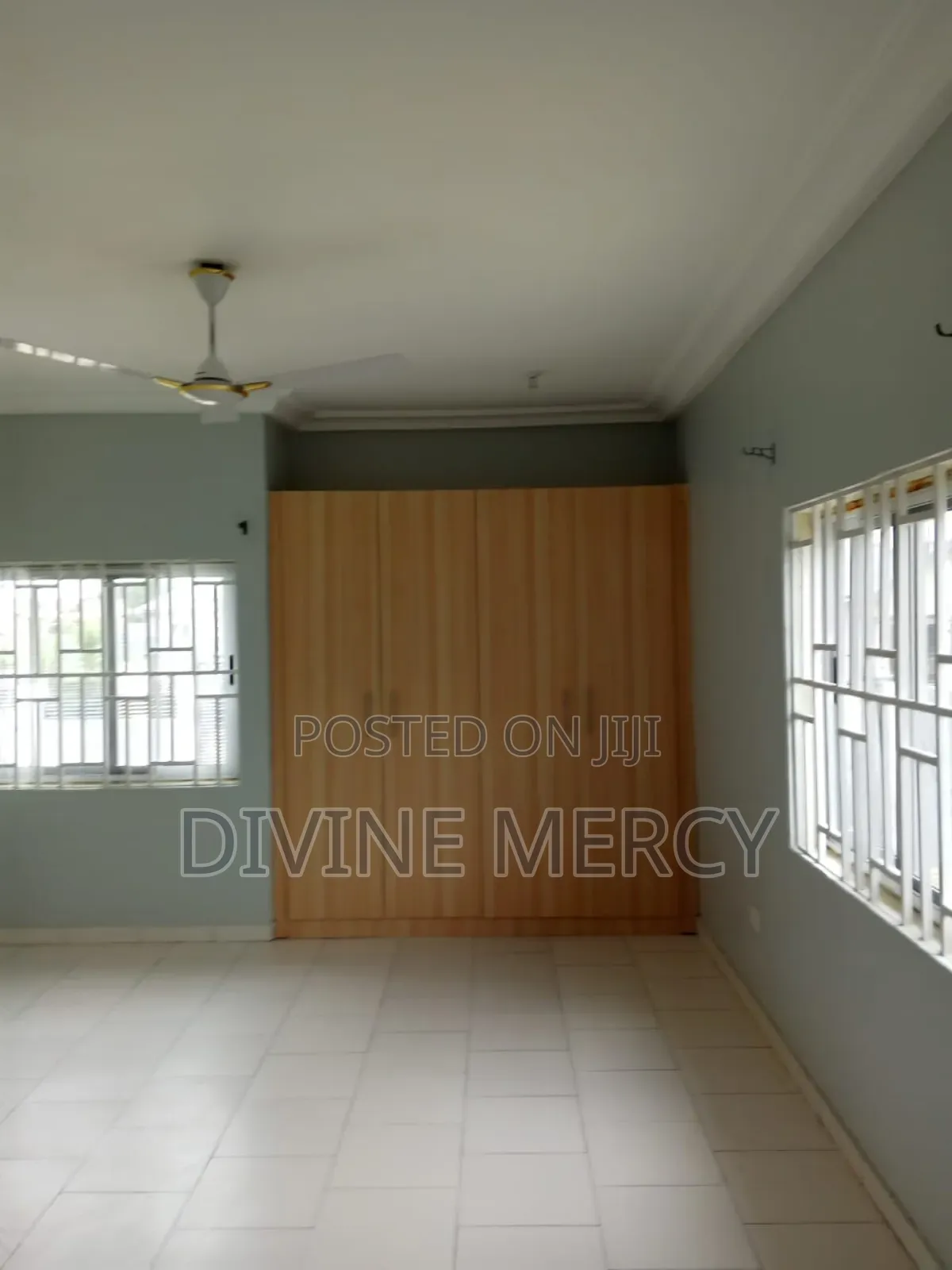 3bdrm Bungalow in Krispo City/Doctor, Awutu Senya East Municipal
