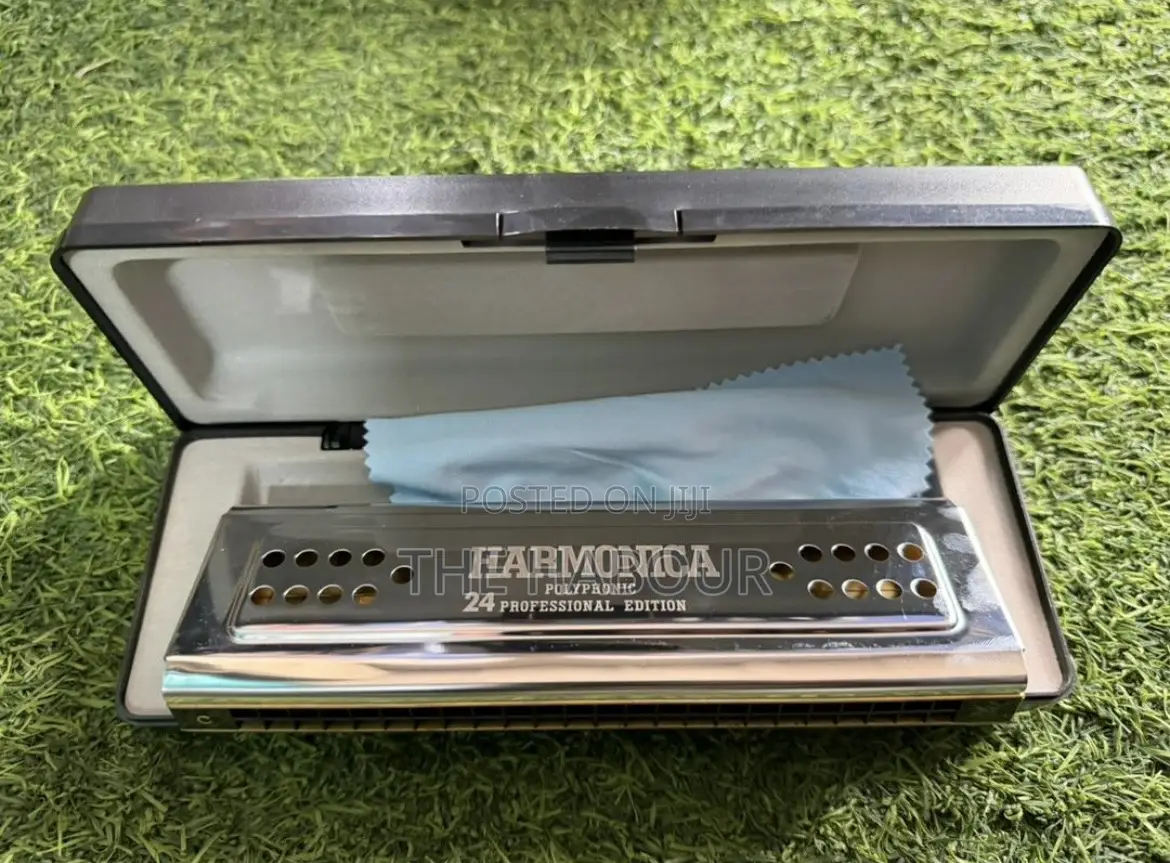 Harmonica 24 Holes