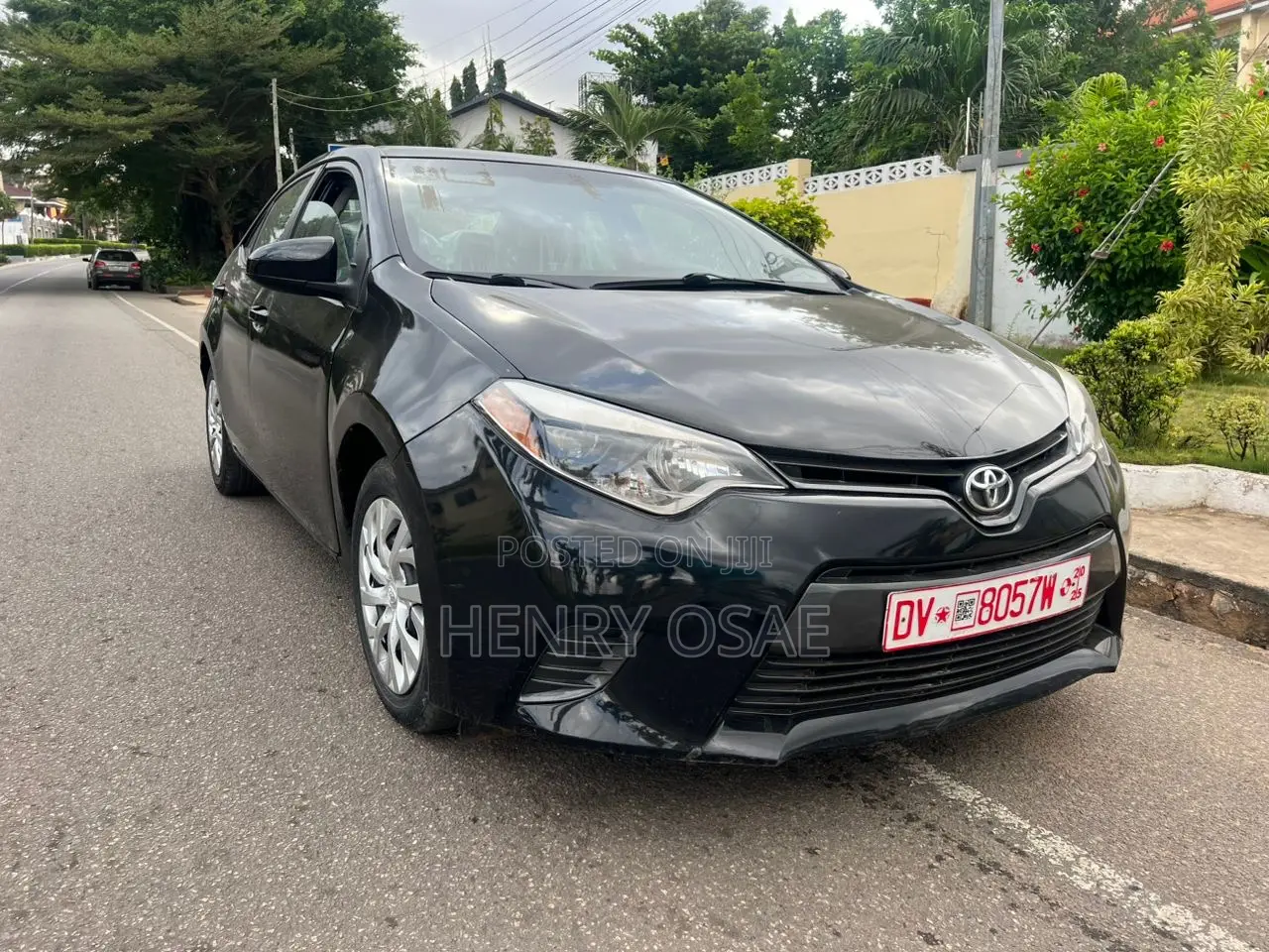 Toyota Corolla LE 4dr Sedan (1.8L 4cyl CVT) 2016 Black