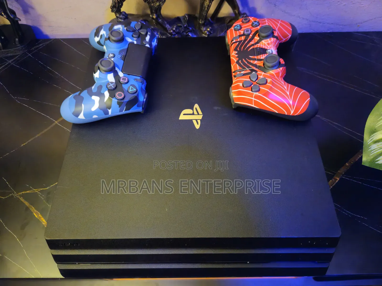 Ps4 Pro 1tb Jailbreak With 14-16 Games, 2 Controllers